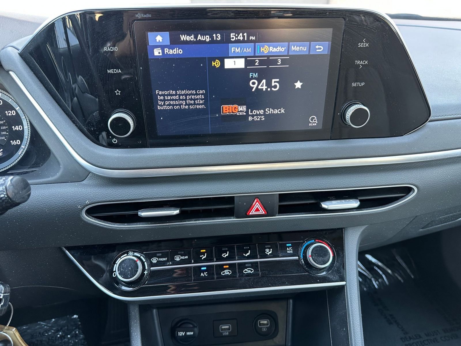 Thumbnail: 2023 Hyundai Sonata - 18