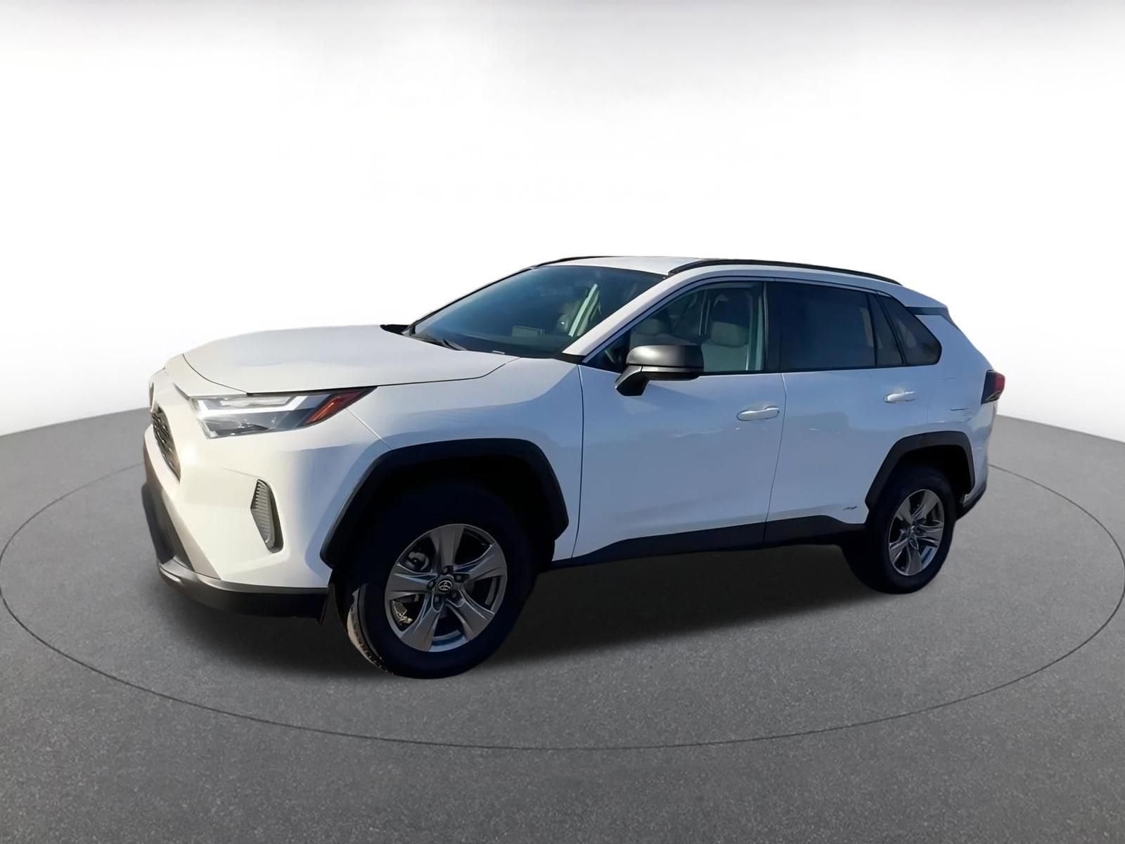 Thumbnail: 2025 Toyota RAV4 - 8
