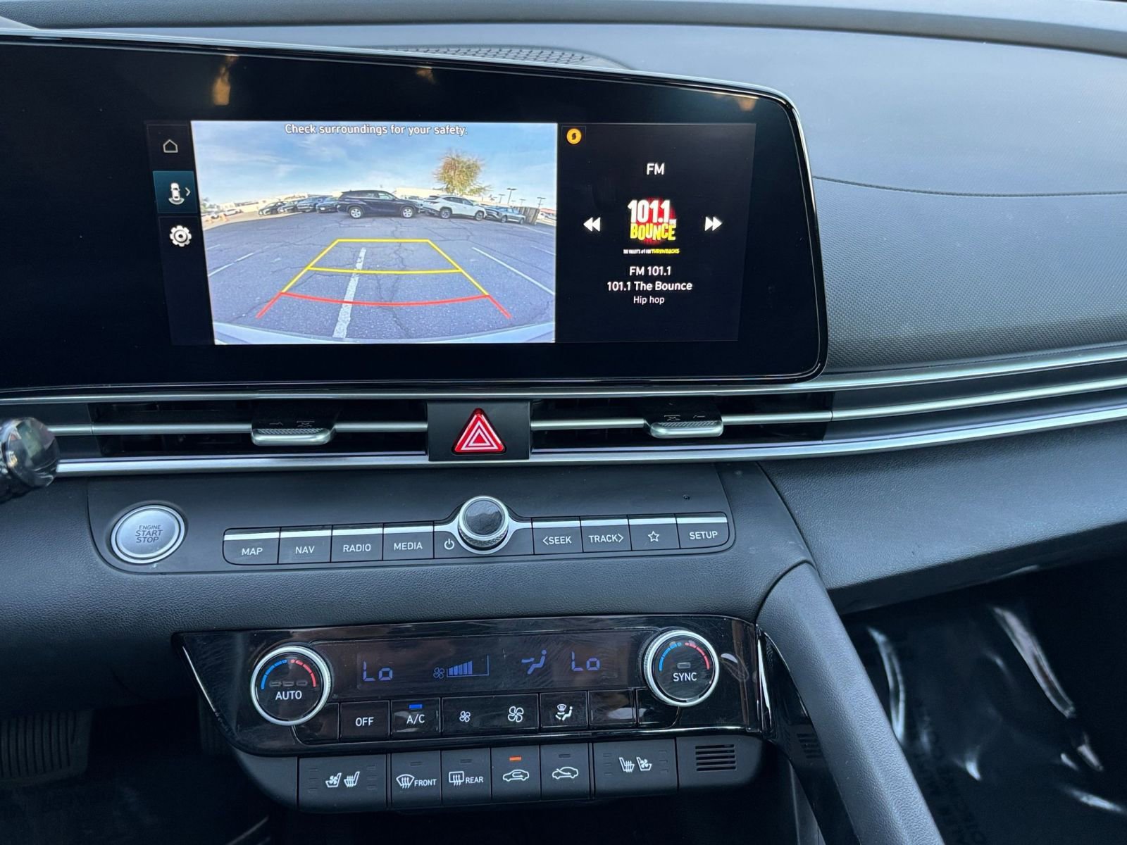 Thumbnail: 2025 Hyundai Elantra - 17