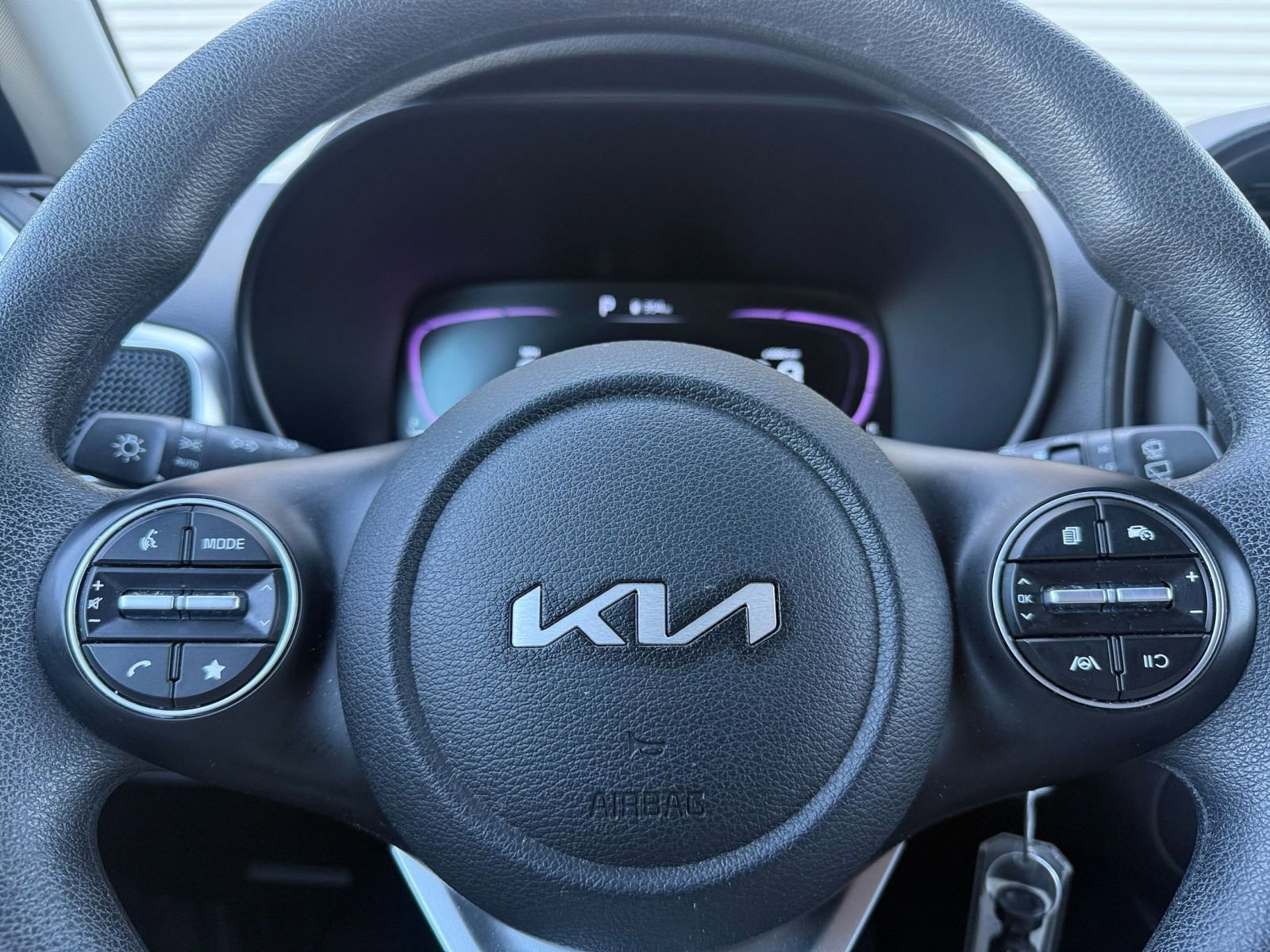 Thumbnail: 2025 Kia Soul - 25