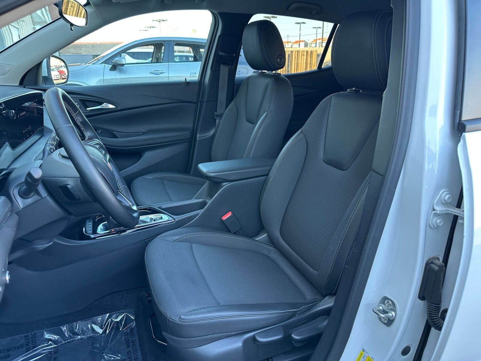 Thumbnail: 2025 Buick Encore GX - 34