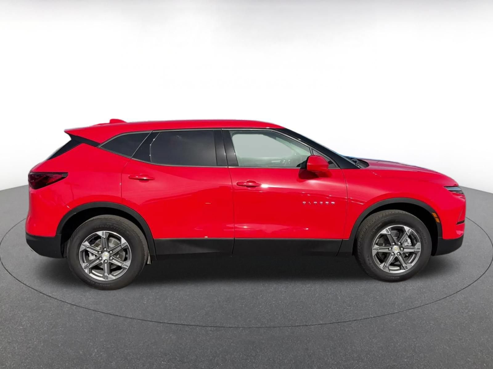 Thumbnail: 2025 Chevrolet Blazer - 15