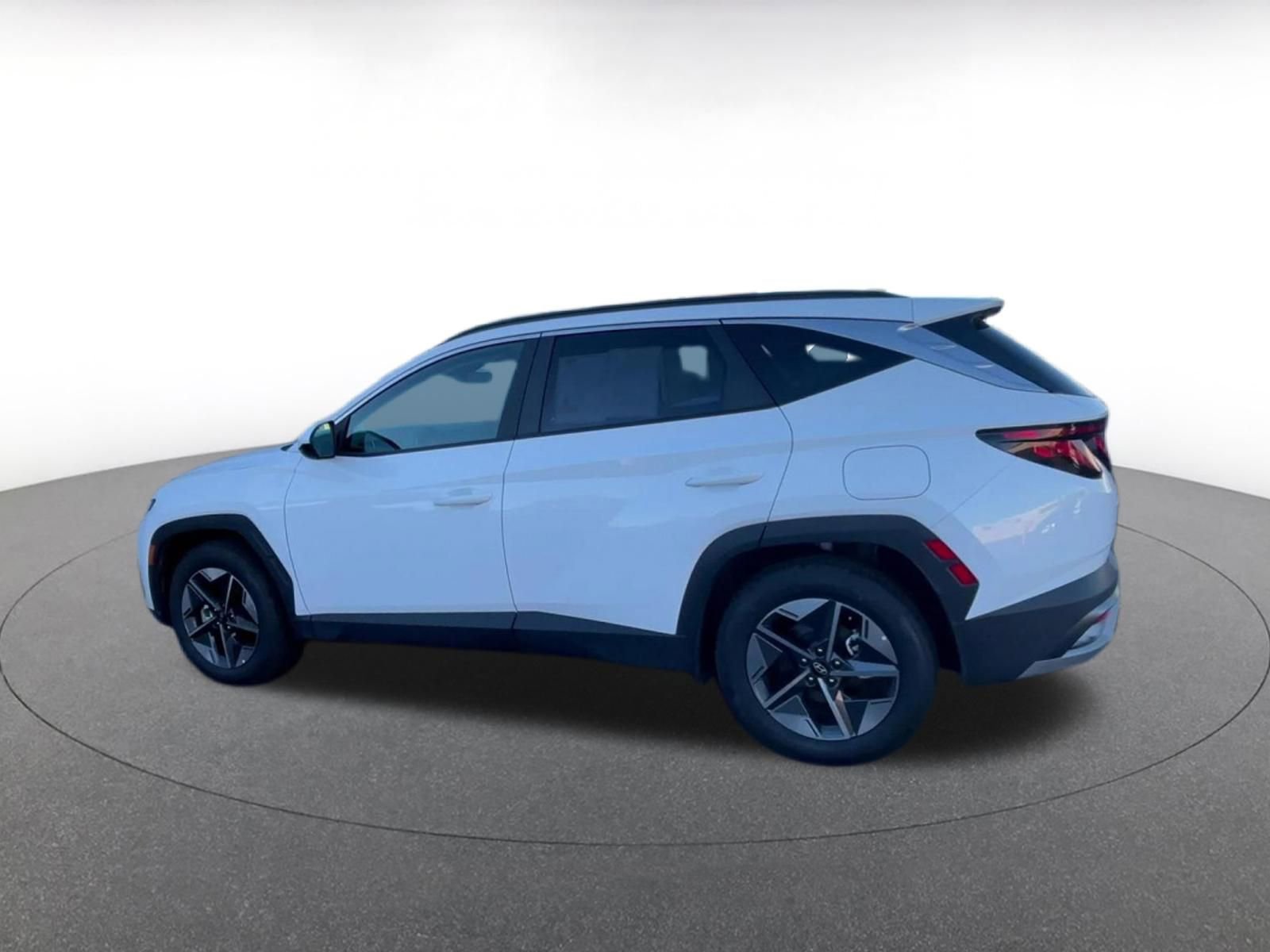 Thumbnail: 2025 Hyundai Tucson - 10