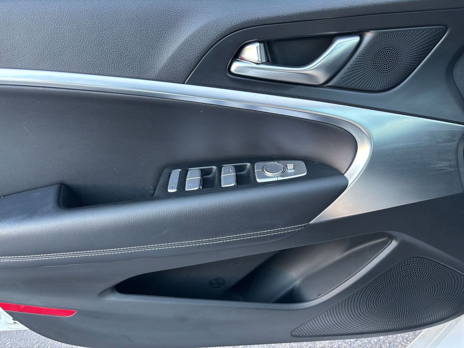 Thumbnail: 2025 Genesis G70 - 18