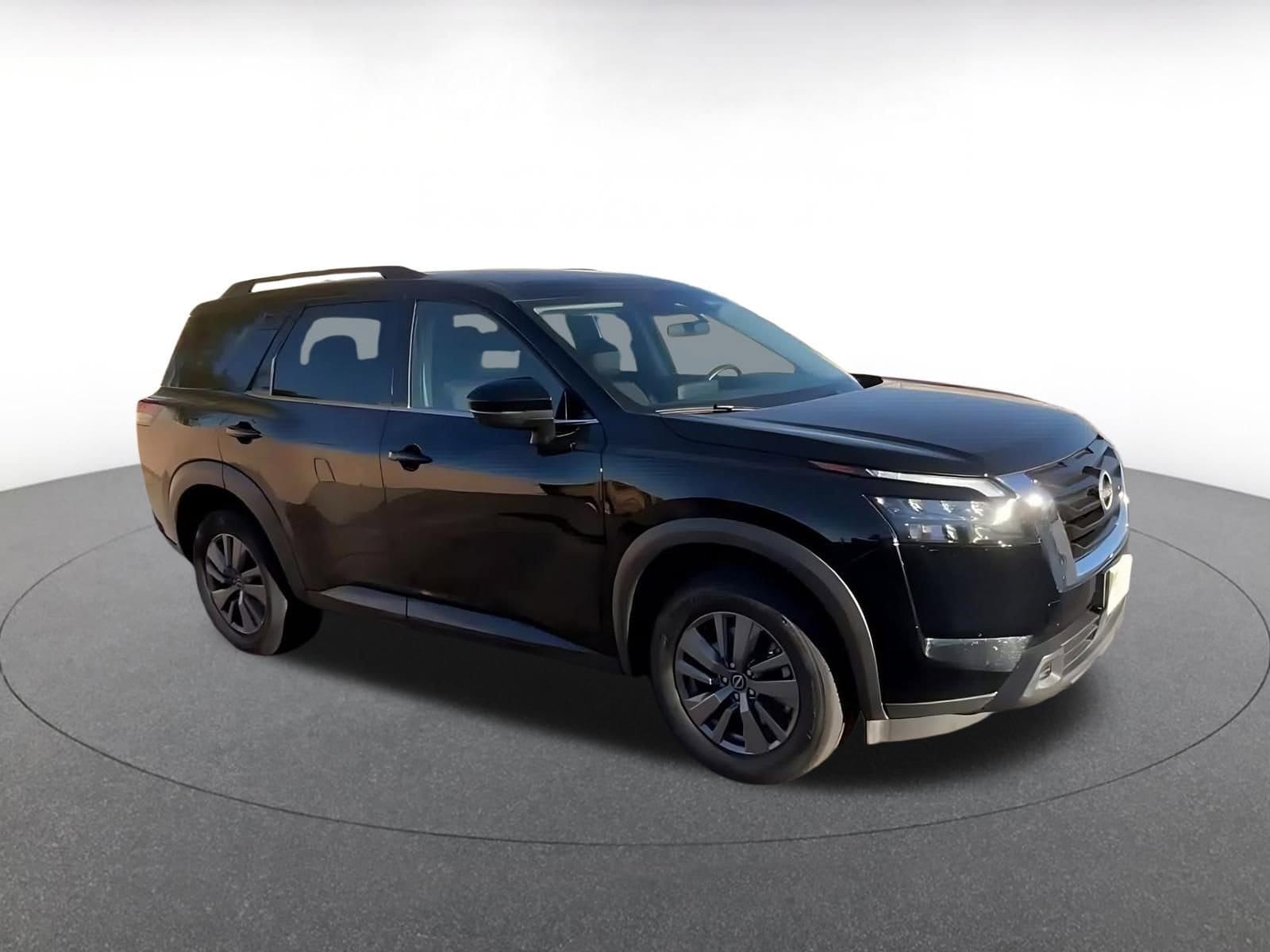 Thumbnail: 2025 Nissan Pathfinder - 2