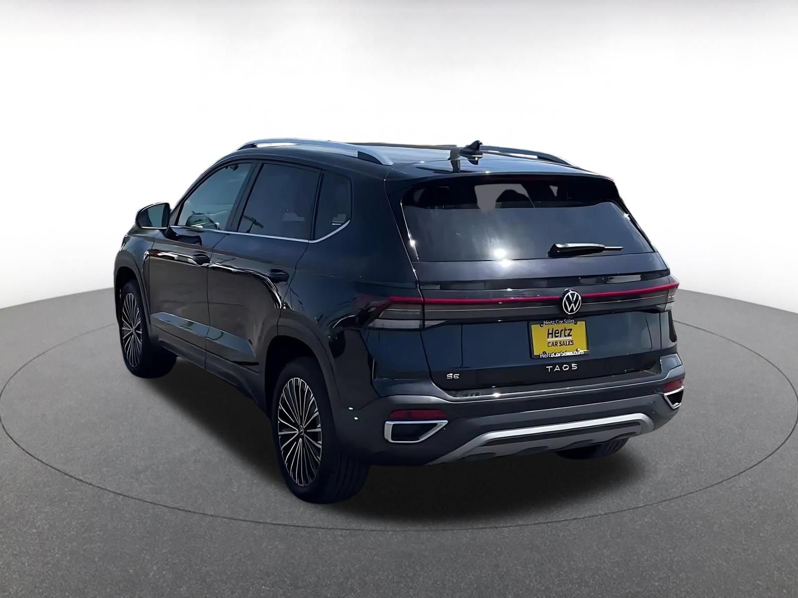 Thumbnail: 2026 Volkswagen Taos - 9