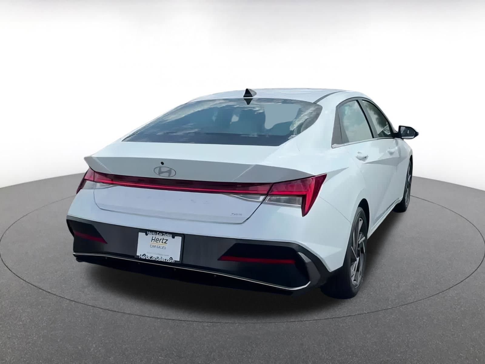 Thumbnail: 2025 Hyundai Elantra - 14