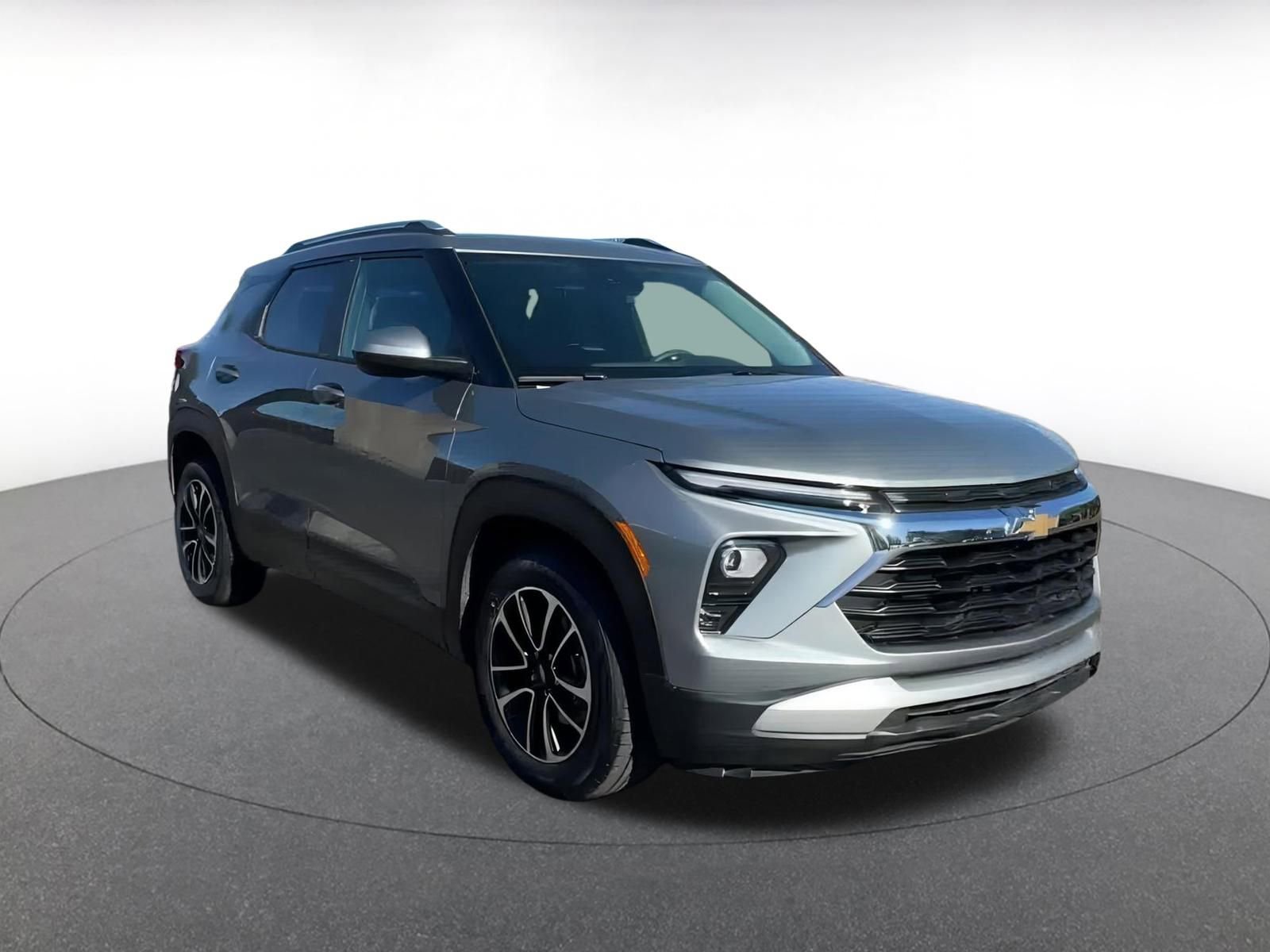 Thumbnail: 2025 Chevrolet TrailBlazer - 3