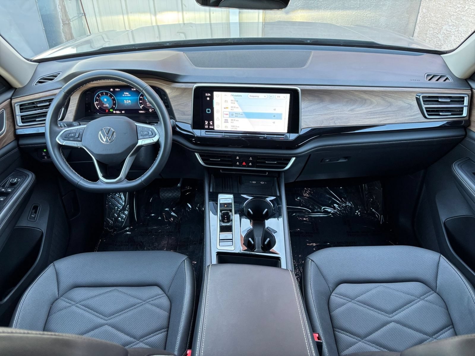 Thumbnail: 2026 Volkswagen Atlas - 31