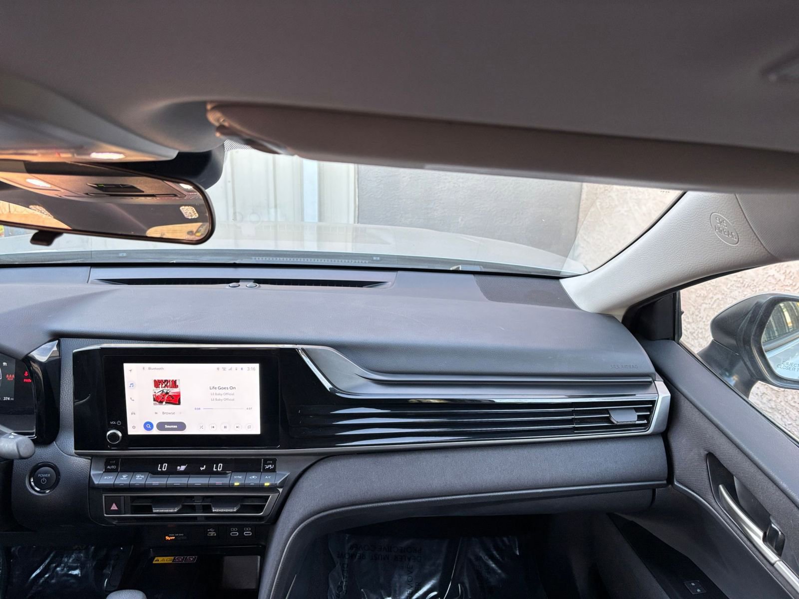 Thumbnail: 2025 Toyota Camry - 33