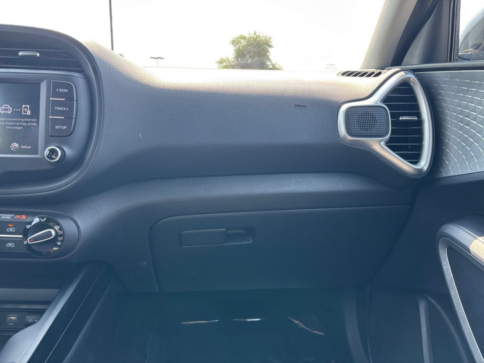 Thumbnail: 2025 Kia Soul - 28
