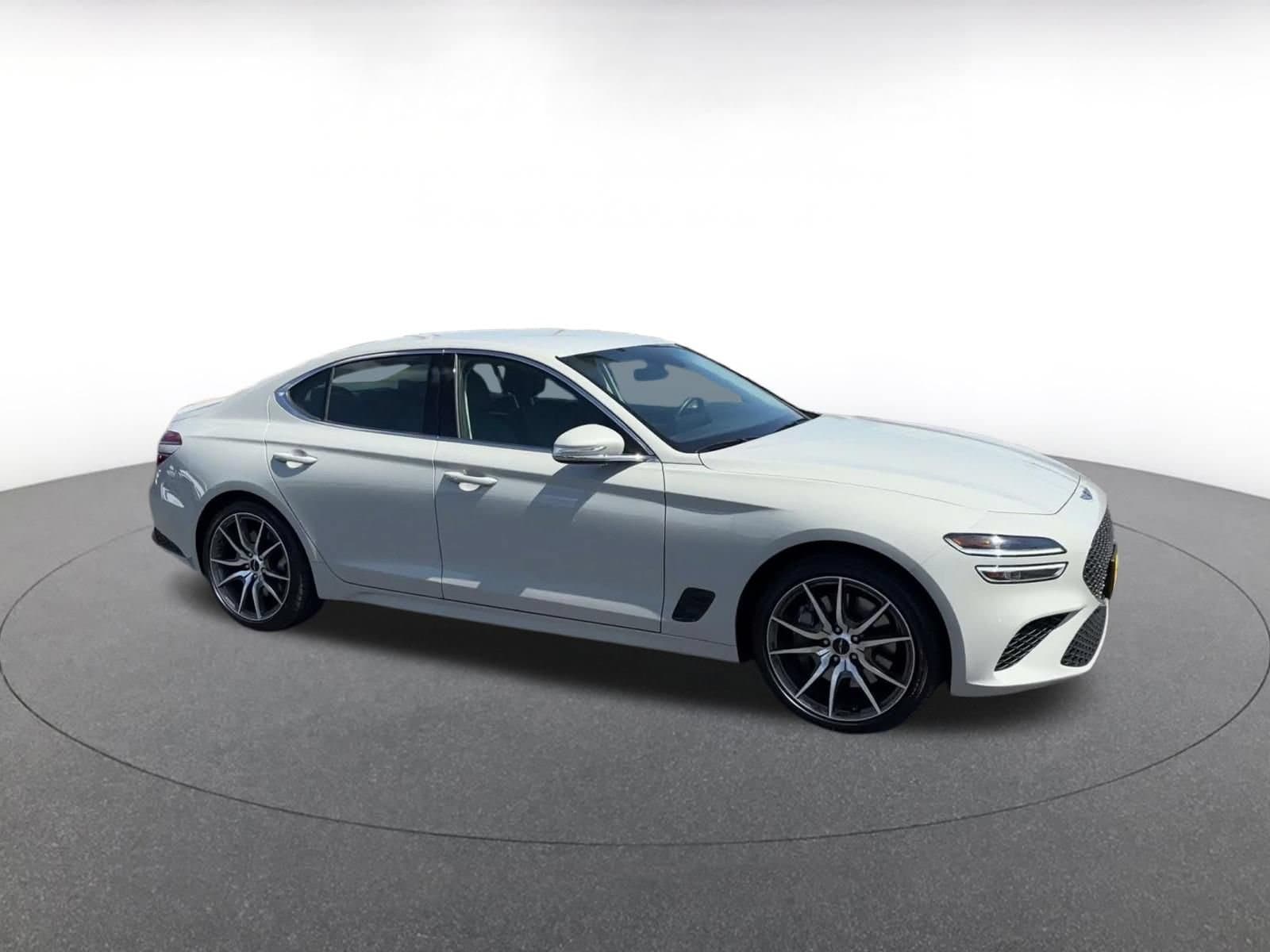 Thumbnail: 2026 Genesis G70 - 2