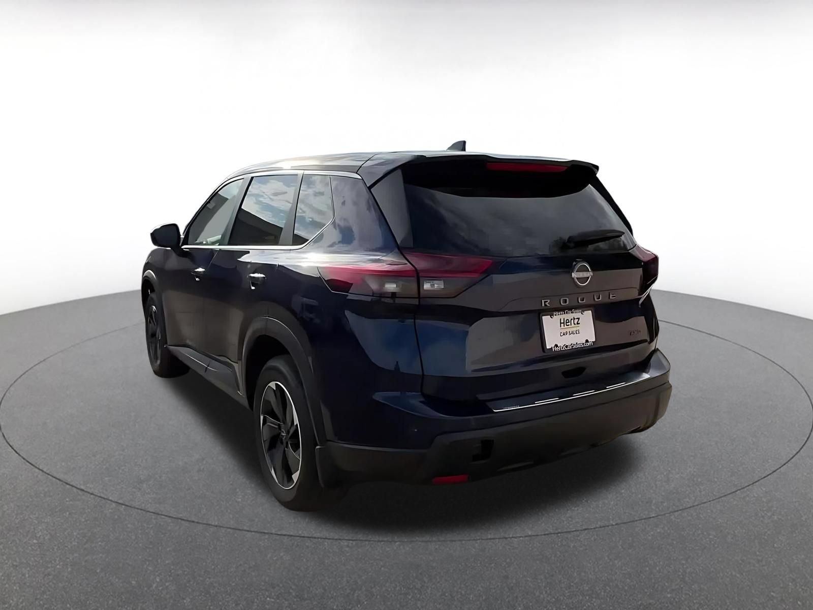 Thumbnail: 2025 Nissan Rogue - 10