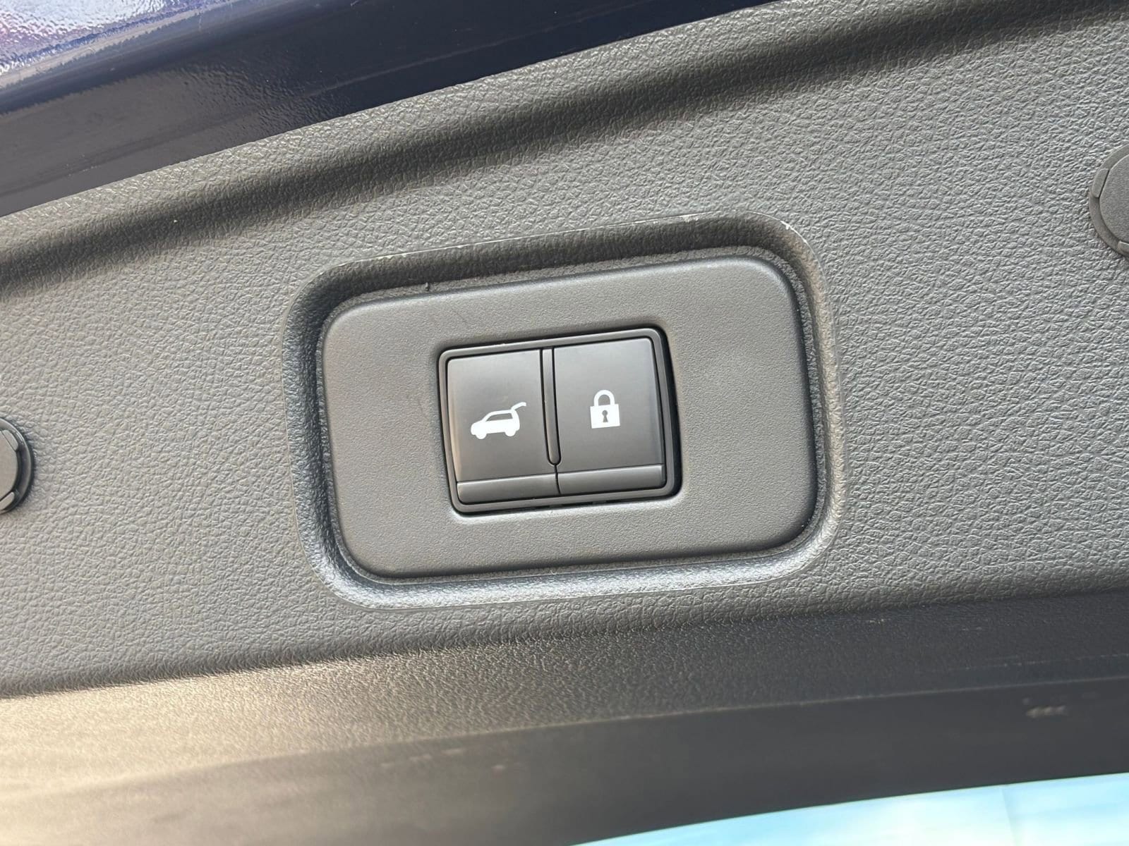 Thumbnail: 2025 Nissan Pathfinder - 23