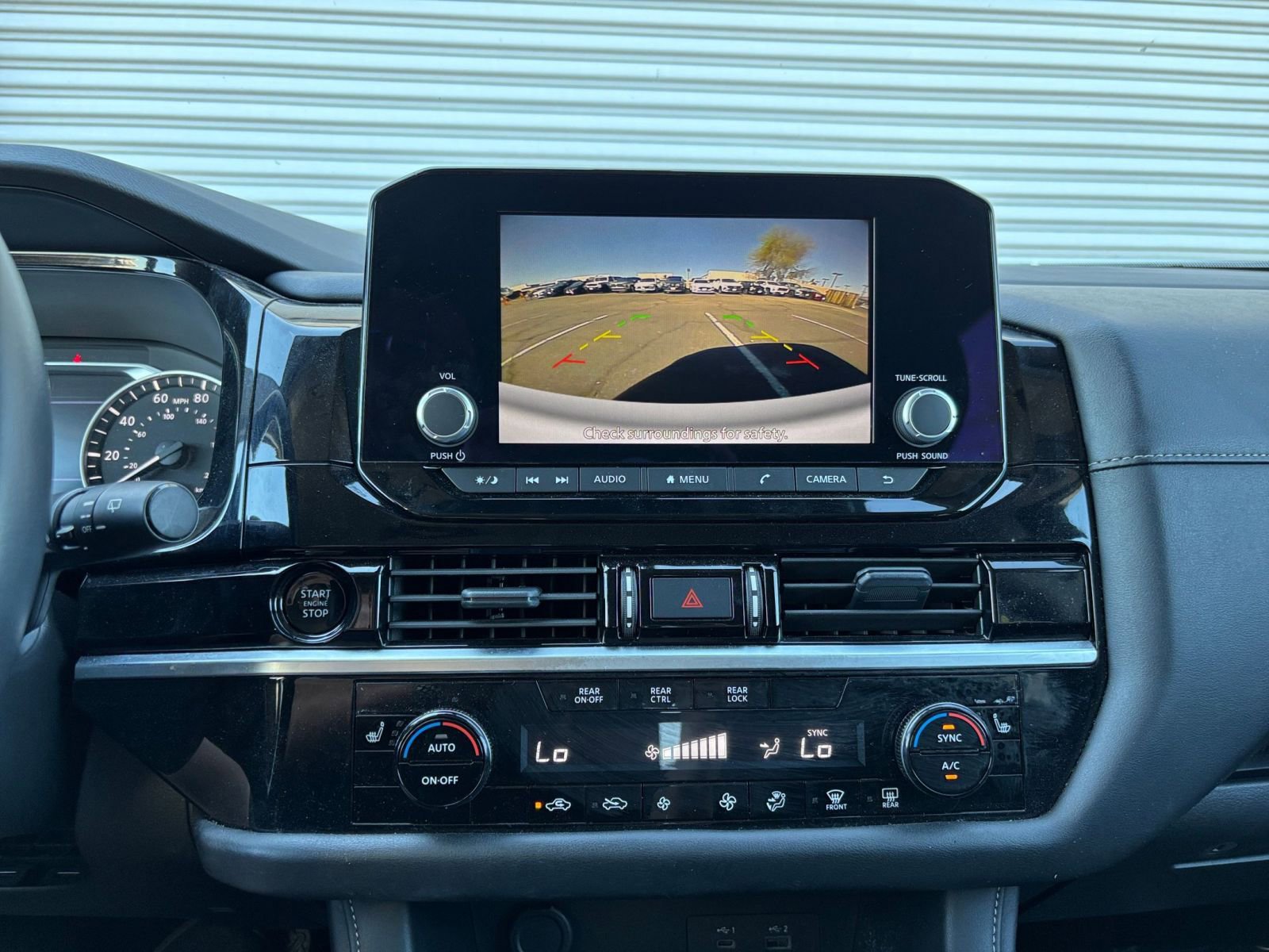 Thumbnail: 2025 Nissan Pathfinder - 17