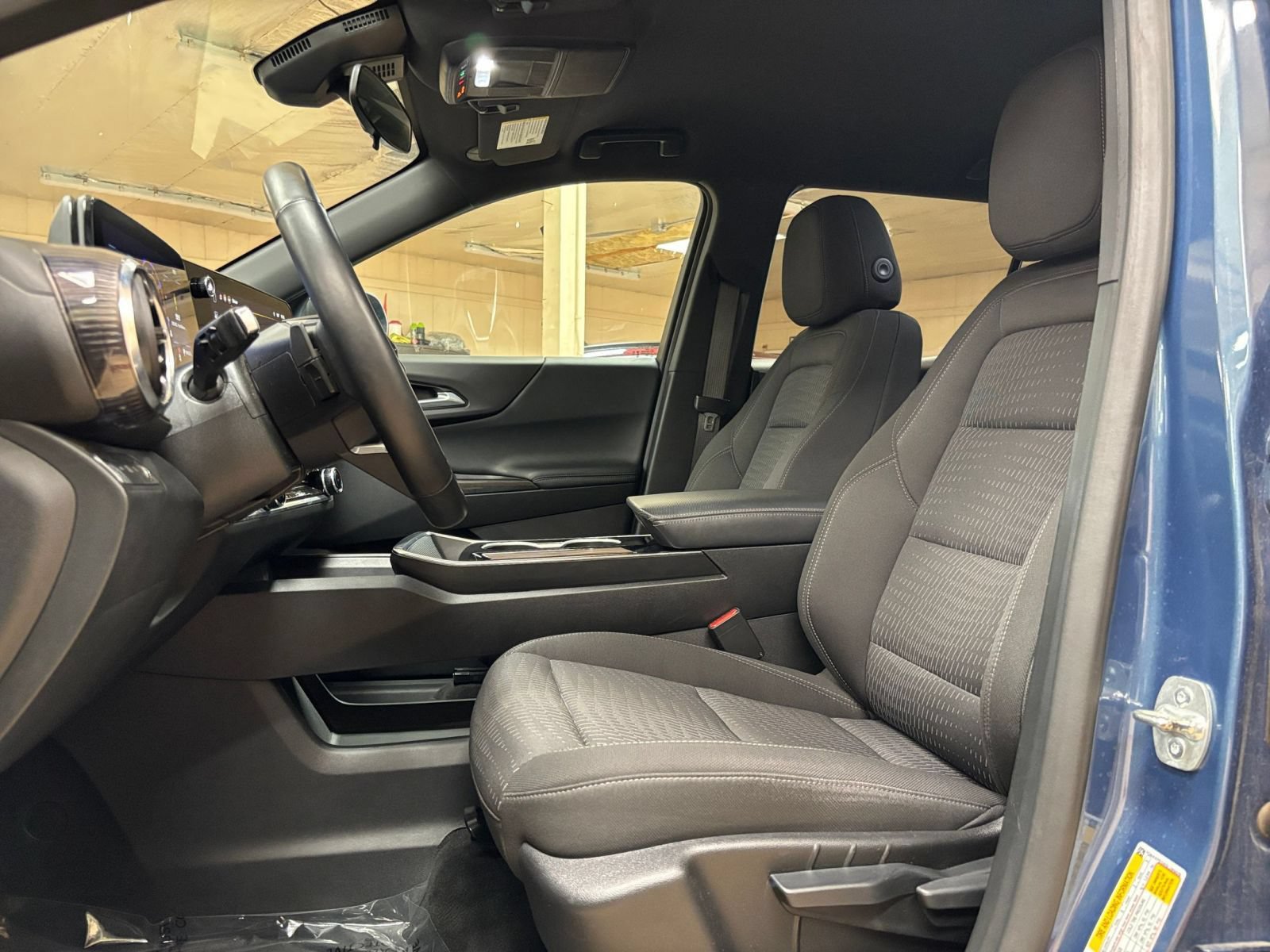 Thumbnail: 2025 Chevrolet Equinox - 27