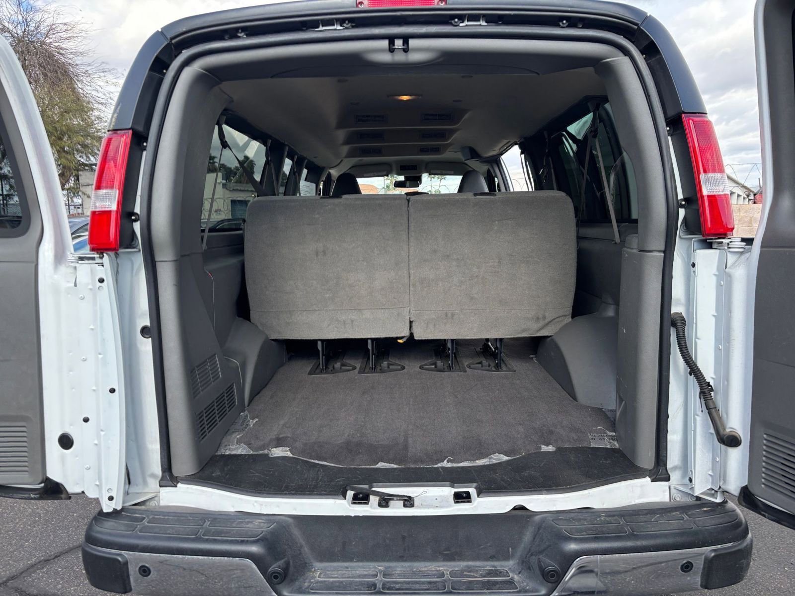 Thumbnail: 2025 Chevrolet Express - 31