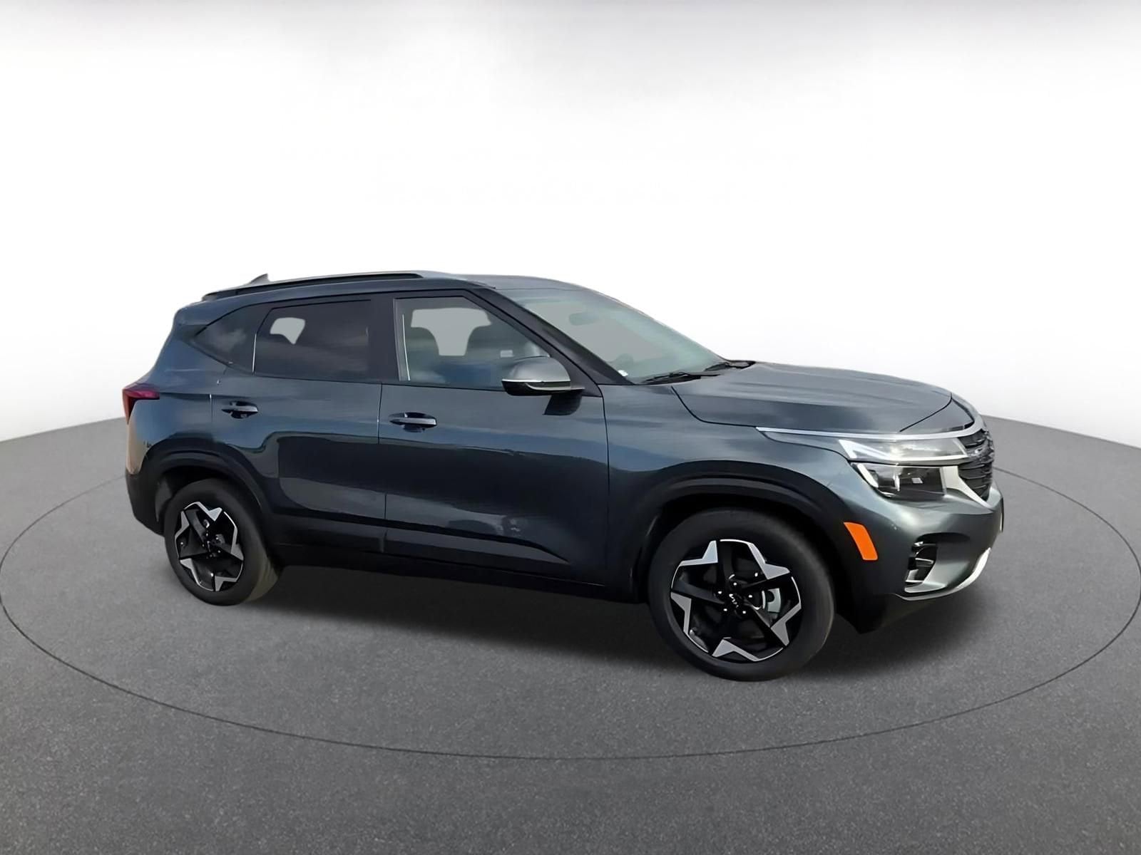 Thumbnail: 2025 Kia Seltos - 2