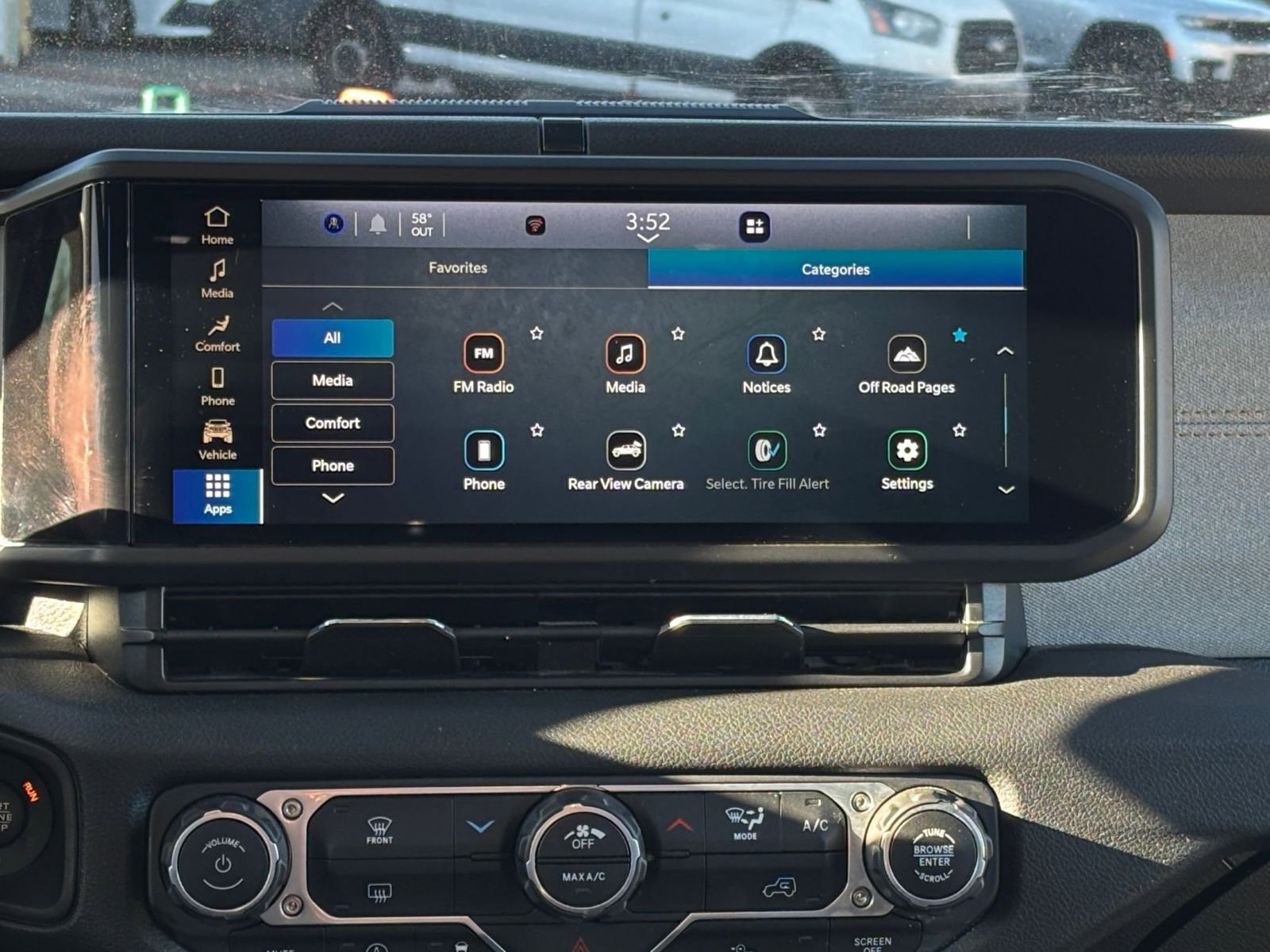 Thumbnail: 2025 Jeep Wrangler - 21