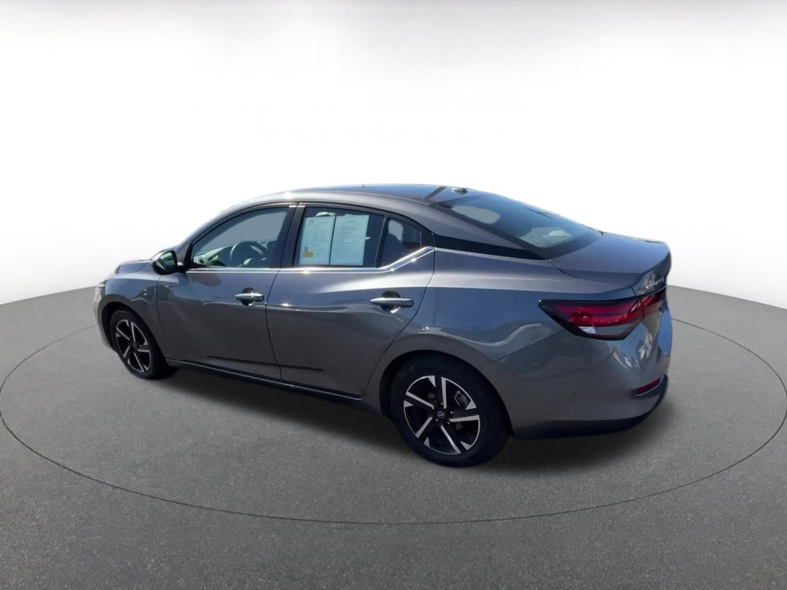 Thumbnail: 2025 Nissan Sentra - 10