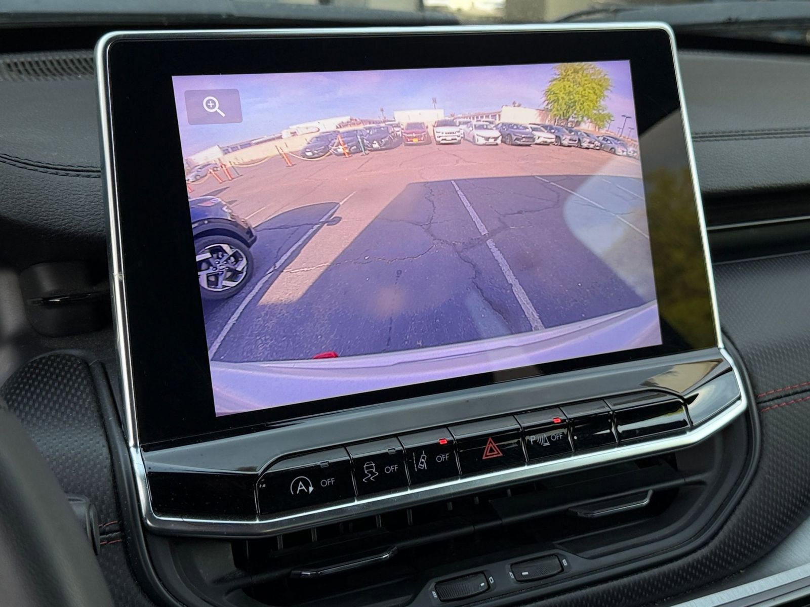 Thumbnail: 2025 Jeep Compass - 23