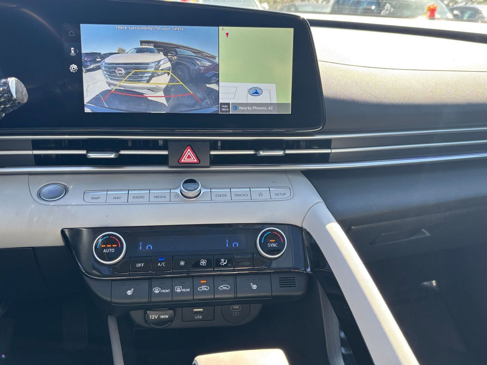 Thumbnail: 2025 Hyundai Elantra - 17