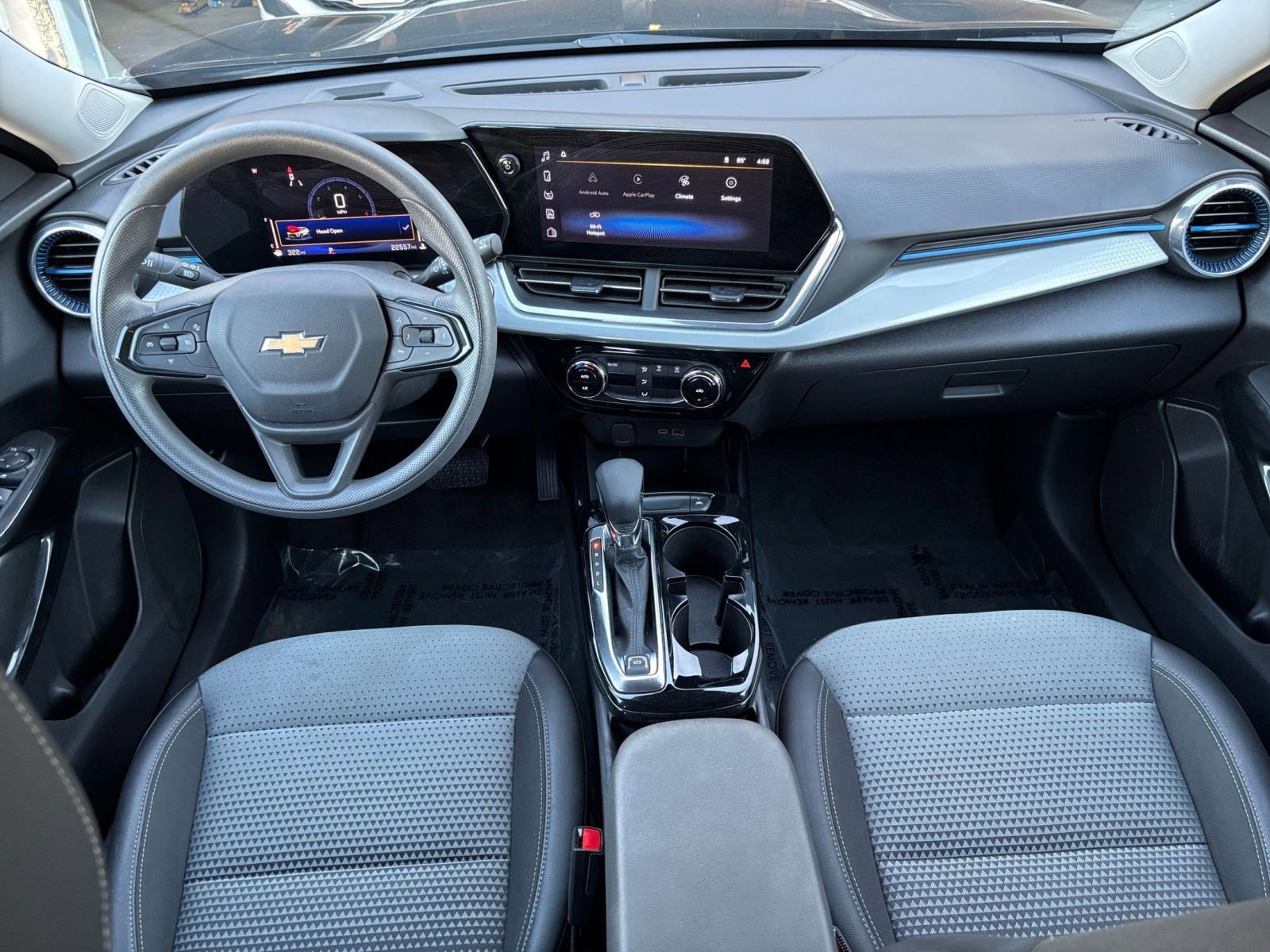 Thumbnail: 2025 Chevrolet Trax - 31