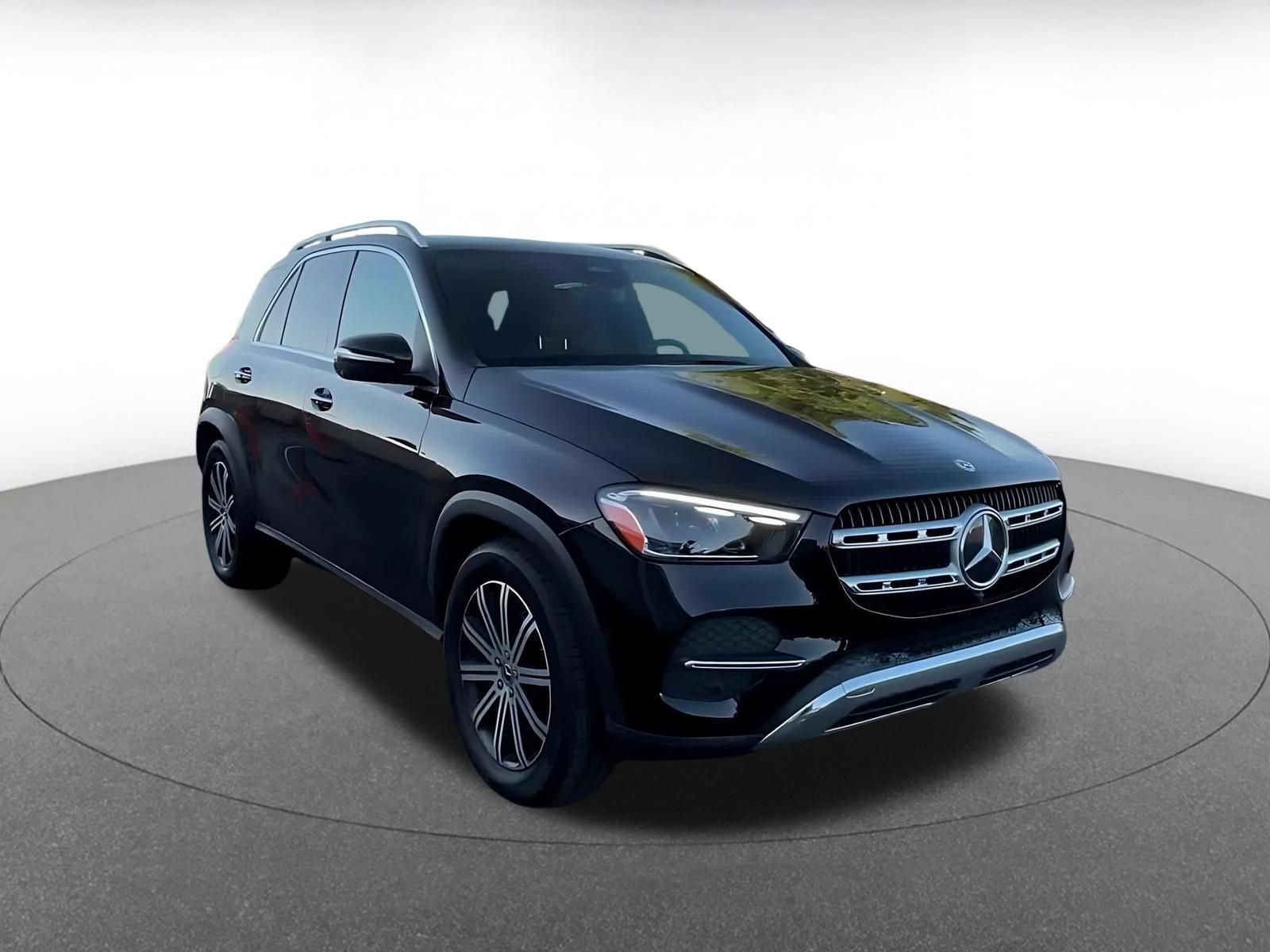 Thumbnail: 2026 Mercedes-Benz GLE - 3