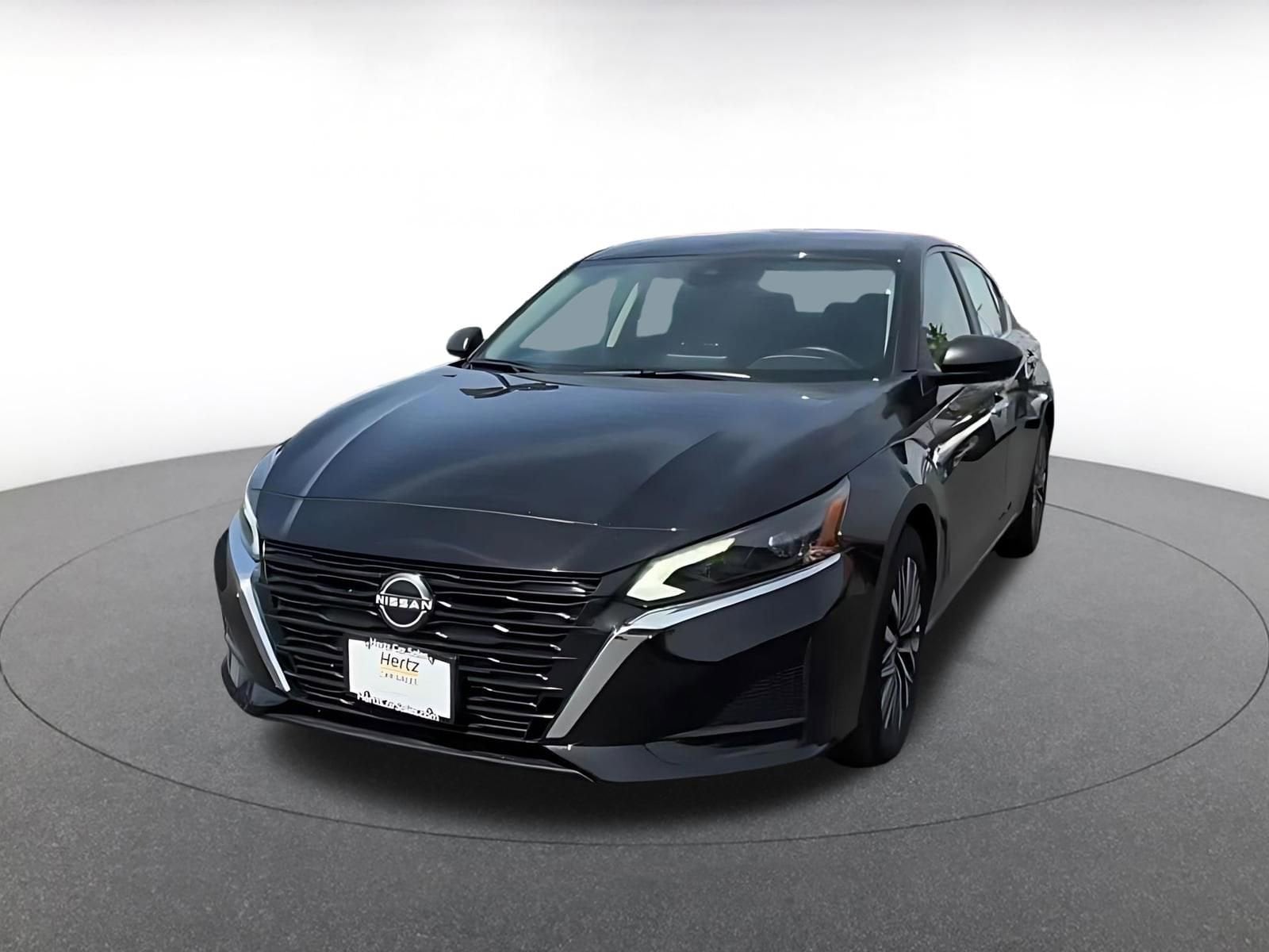 Thumbnail: 2025 Nissan Altima - 7