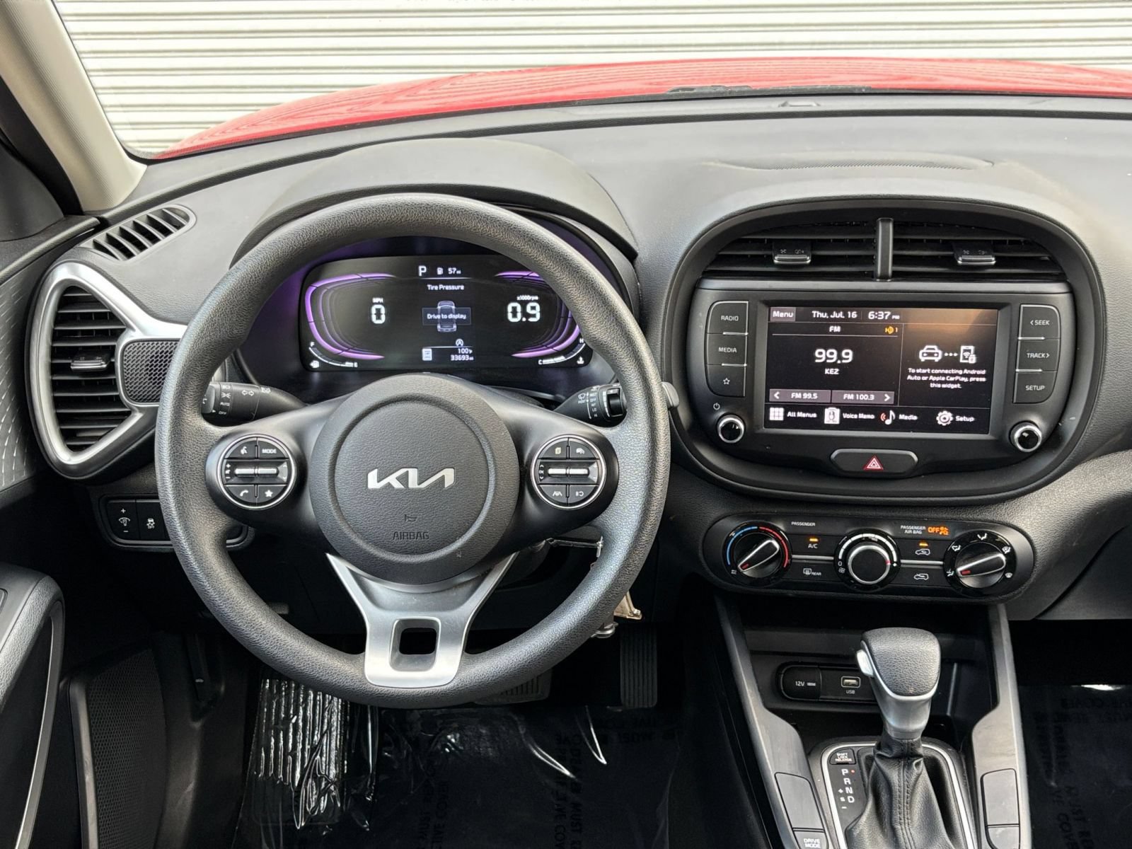 Thumbnail: 2025 Kia Soul - 32