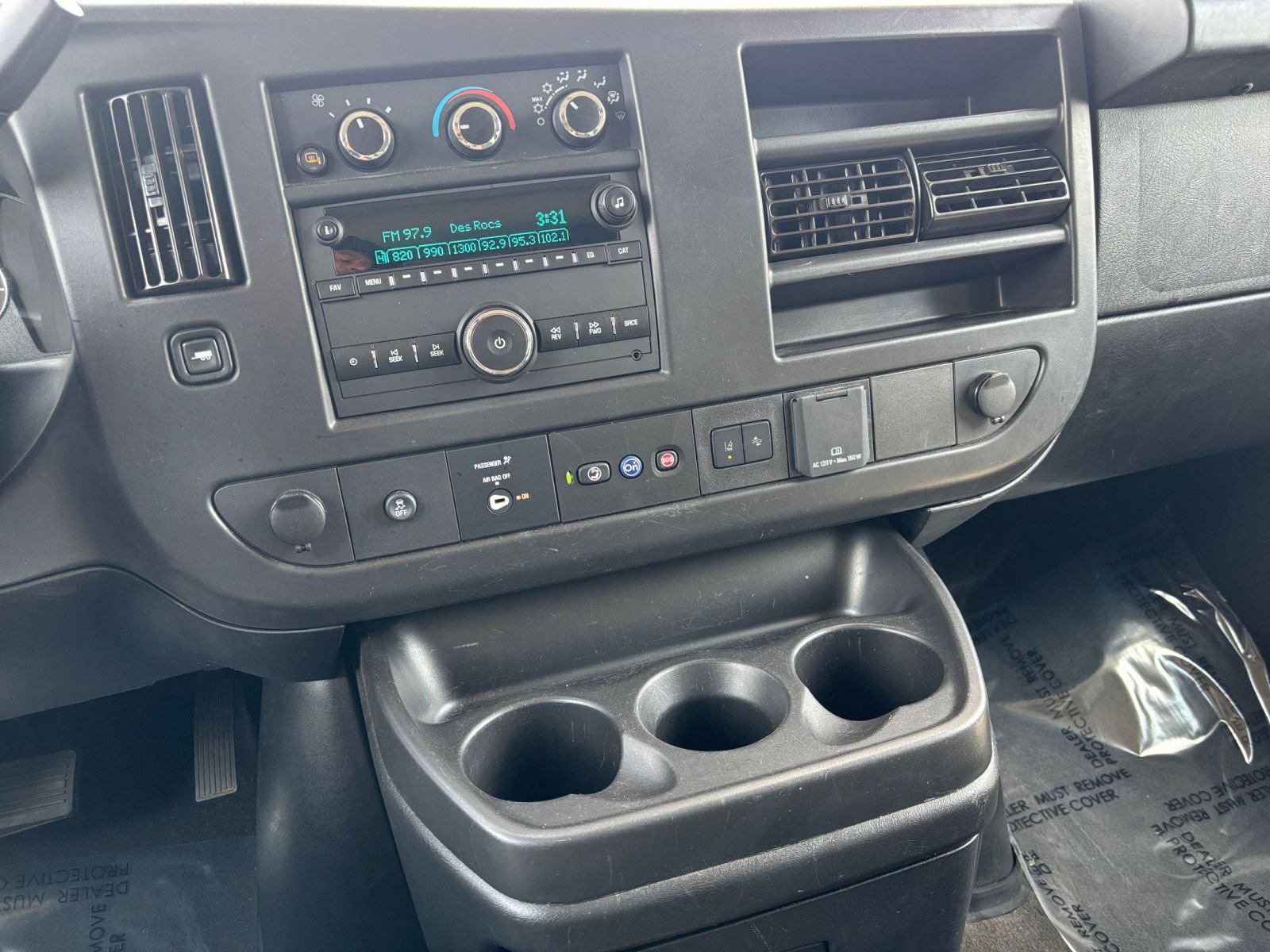 Thumbnail: 2025 Chevrolet Express - 17