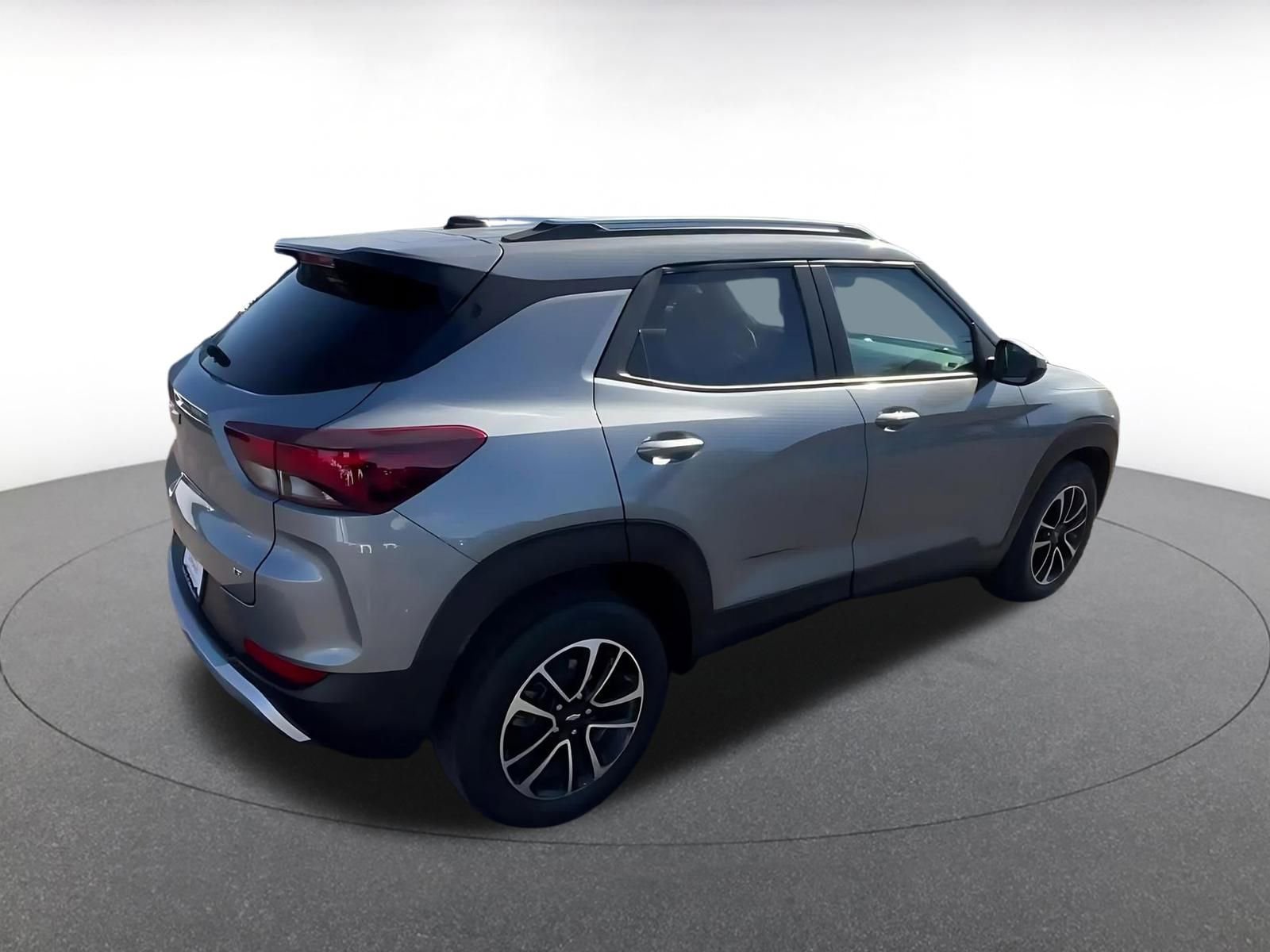 Thumbnail: 2025 Chevrolet TrailBlazer - 15