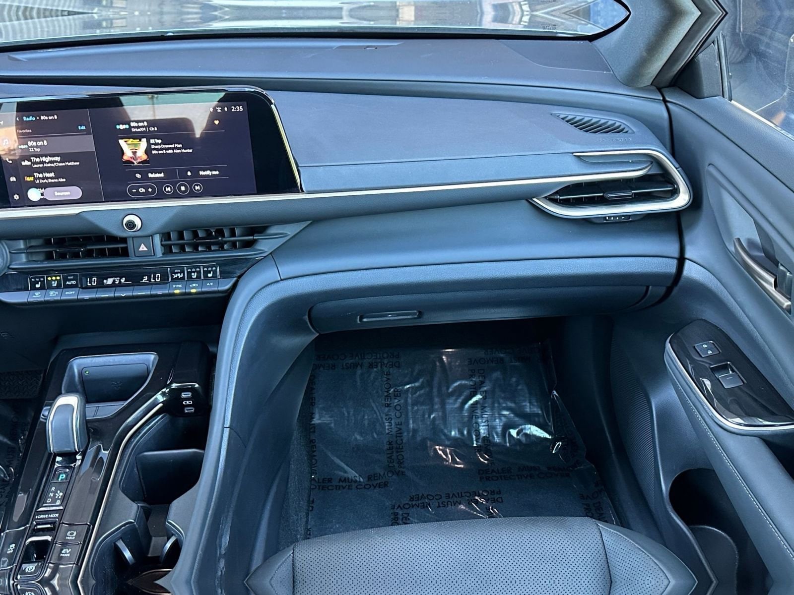 Thumbnail: 2025 Toyota Crown - 35