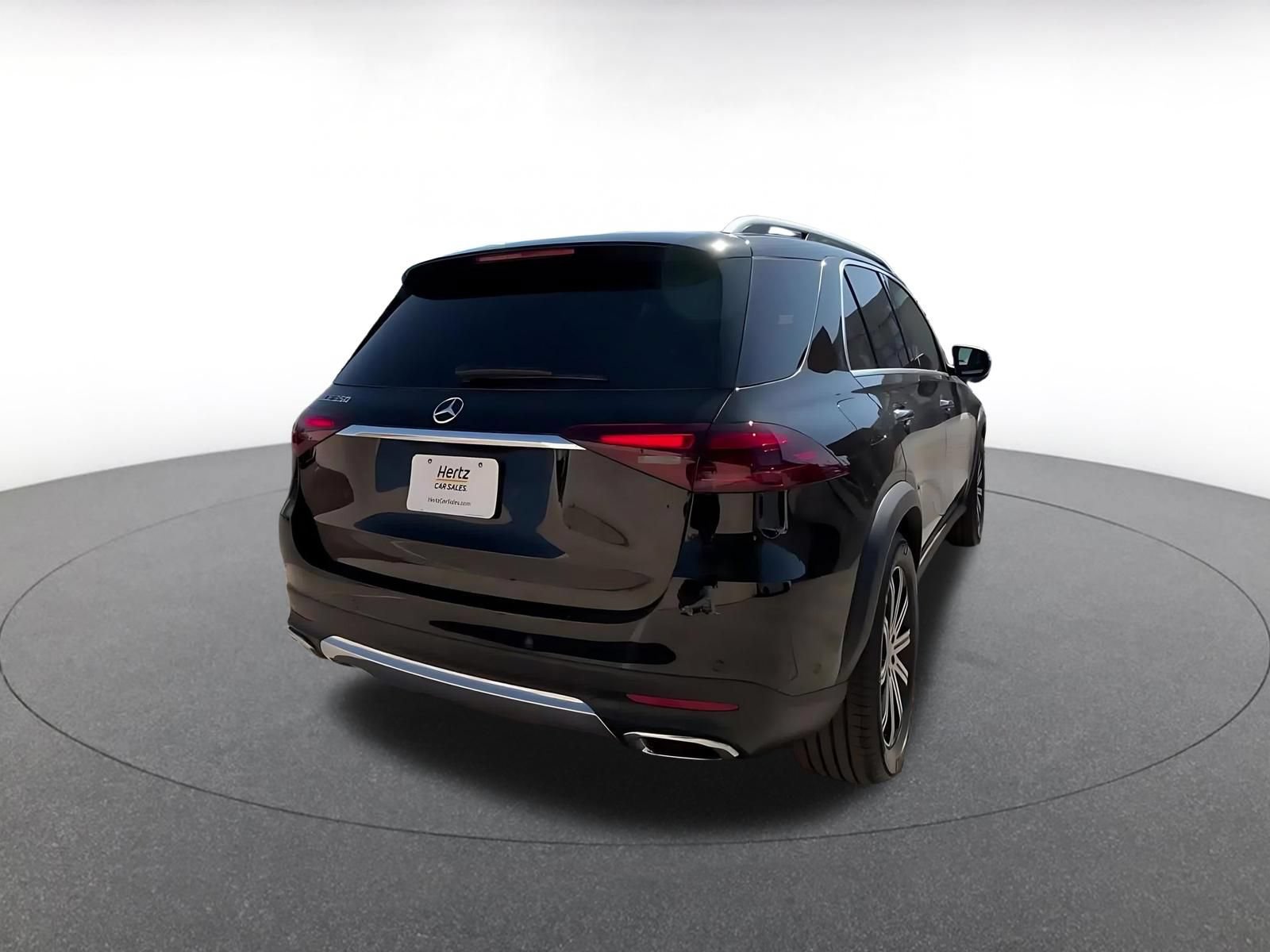 Thumbnail: 2026 Mercedes-Benz GLE - 13