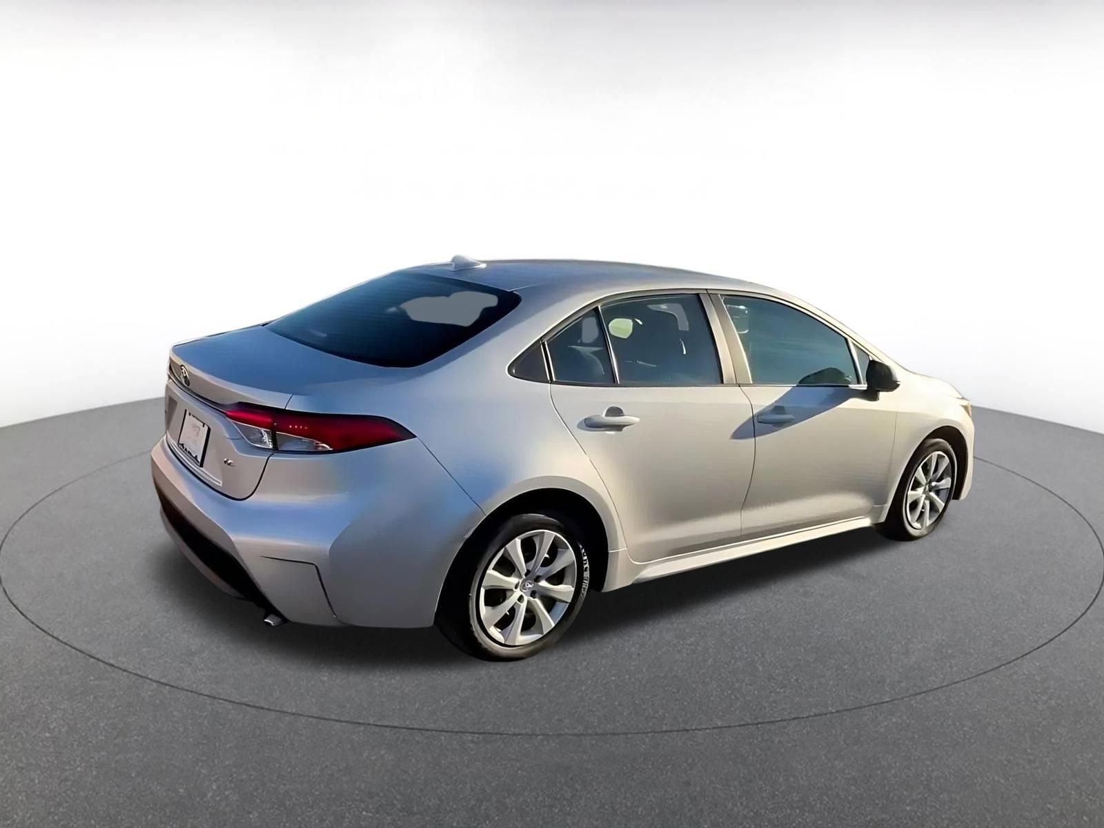 Thumbnail: 2025 Toyota Corolla - 14