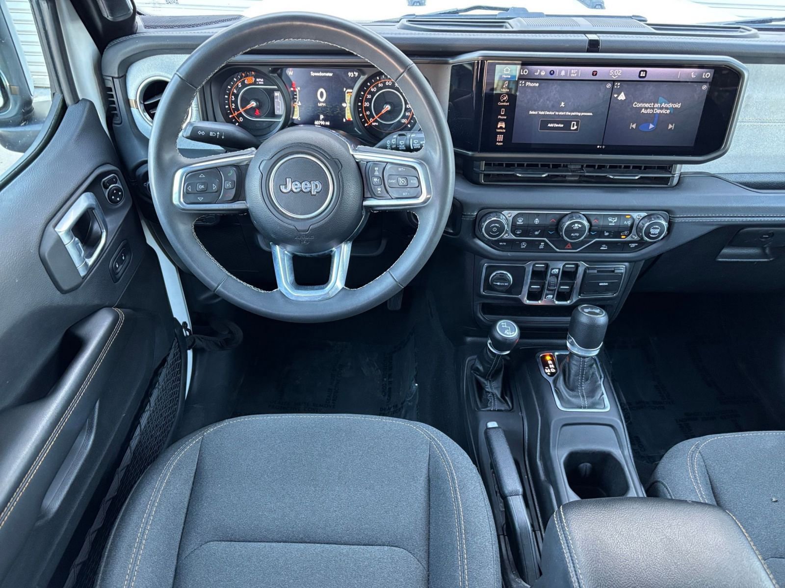Thumbnail: 2025 Jeep Wrangler - 34