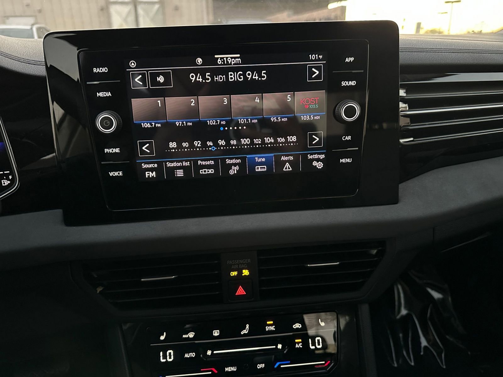 Thumbnail: 2025 Volkswagen Jetta - 21