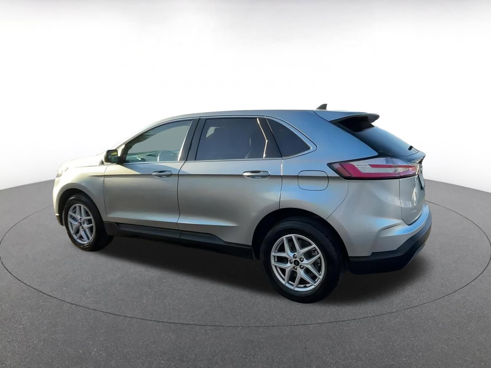 Thumbnail: 2024 Ford Edge - 10