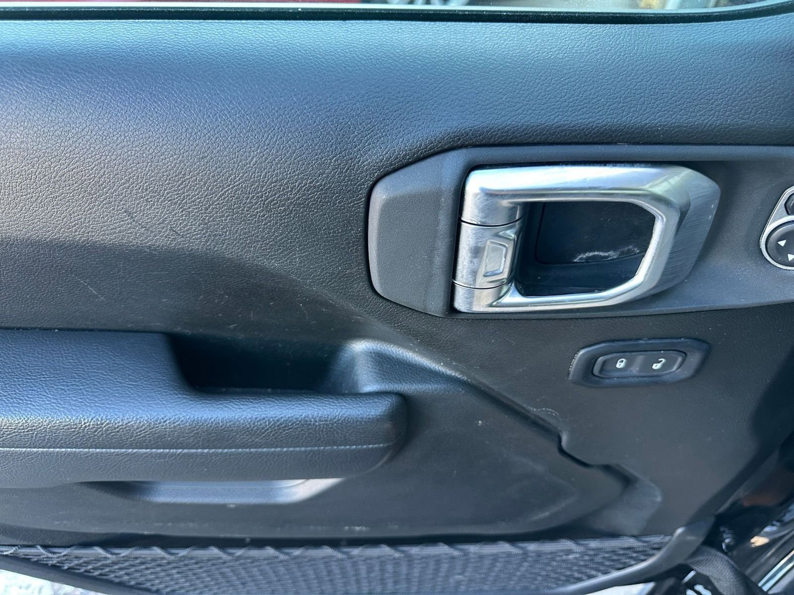 Thumbnail: 2025 Jeep Wrangler - 20