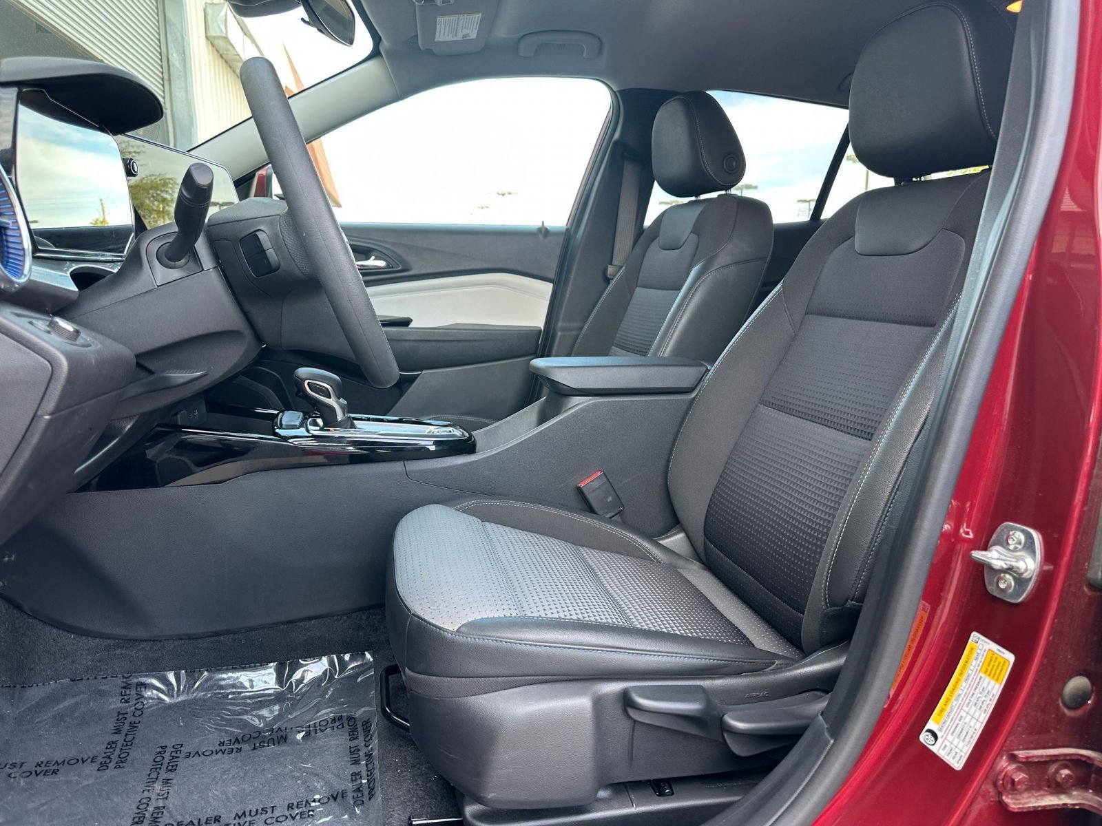 Thumbnail: 2025 Chevrolet Trax - 24