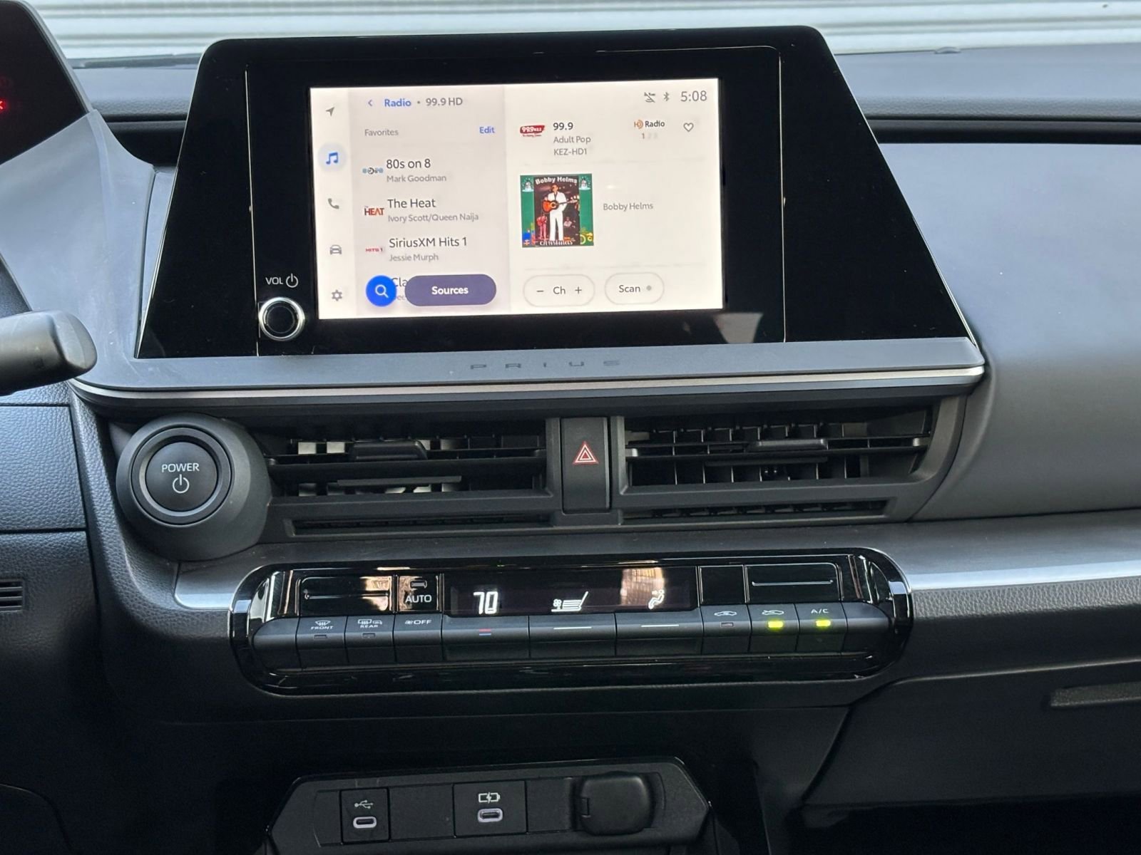 Thumbnail: 2025 Toyota Prius - 18