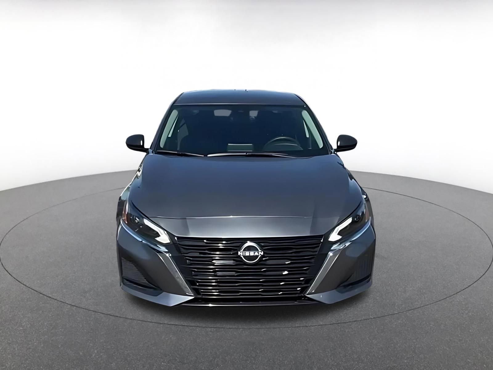 Thumbnail: 2025 Nissan Altima - 4