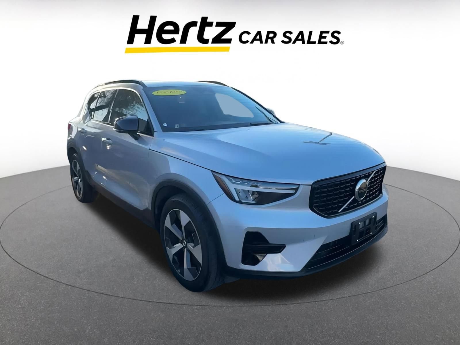 2024 Volvo XC40 B5 Core 3