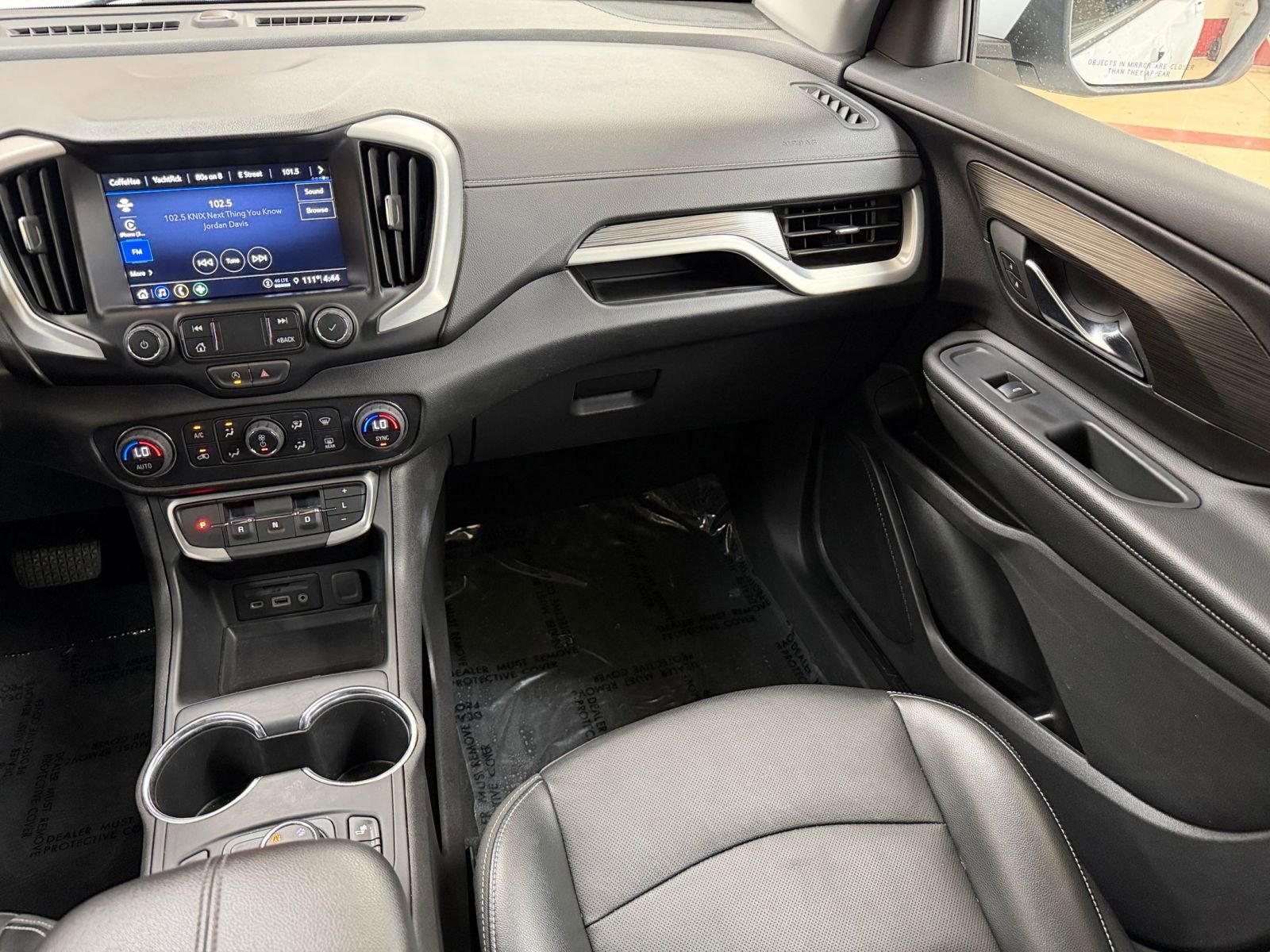 2024 GMC Terrain SLT - Photo 37