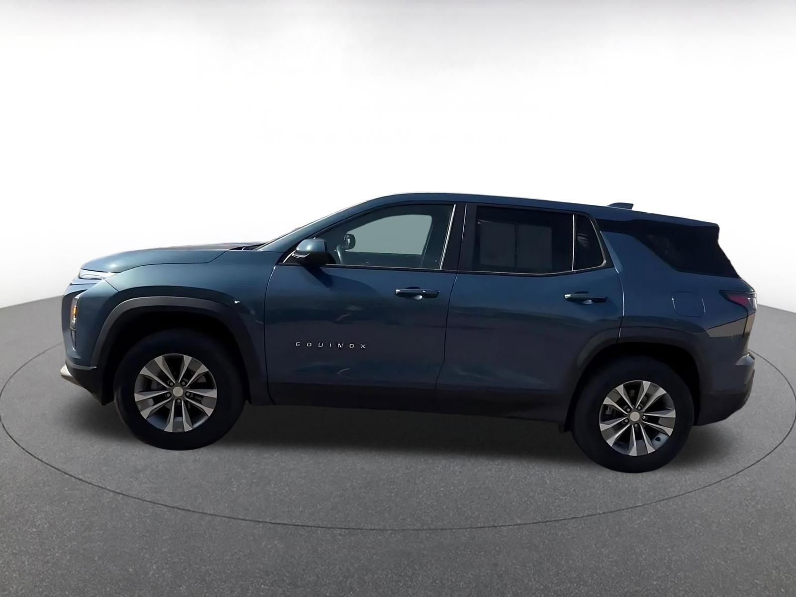 Thumbnail: 2025 Chevrolet Equinox - 9