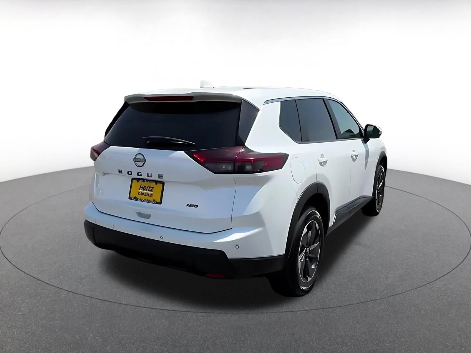 Thumbnail: 2025 Nissan Rogue - 13