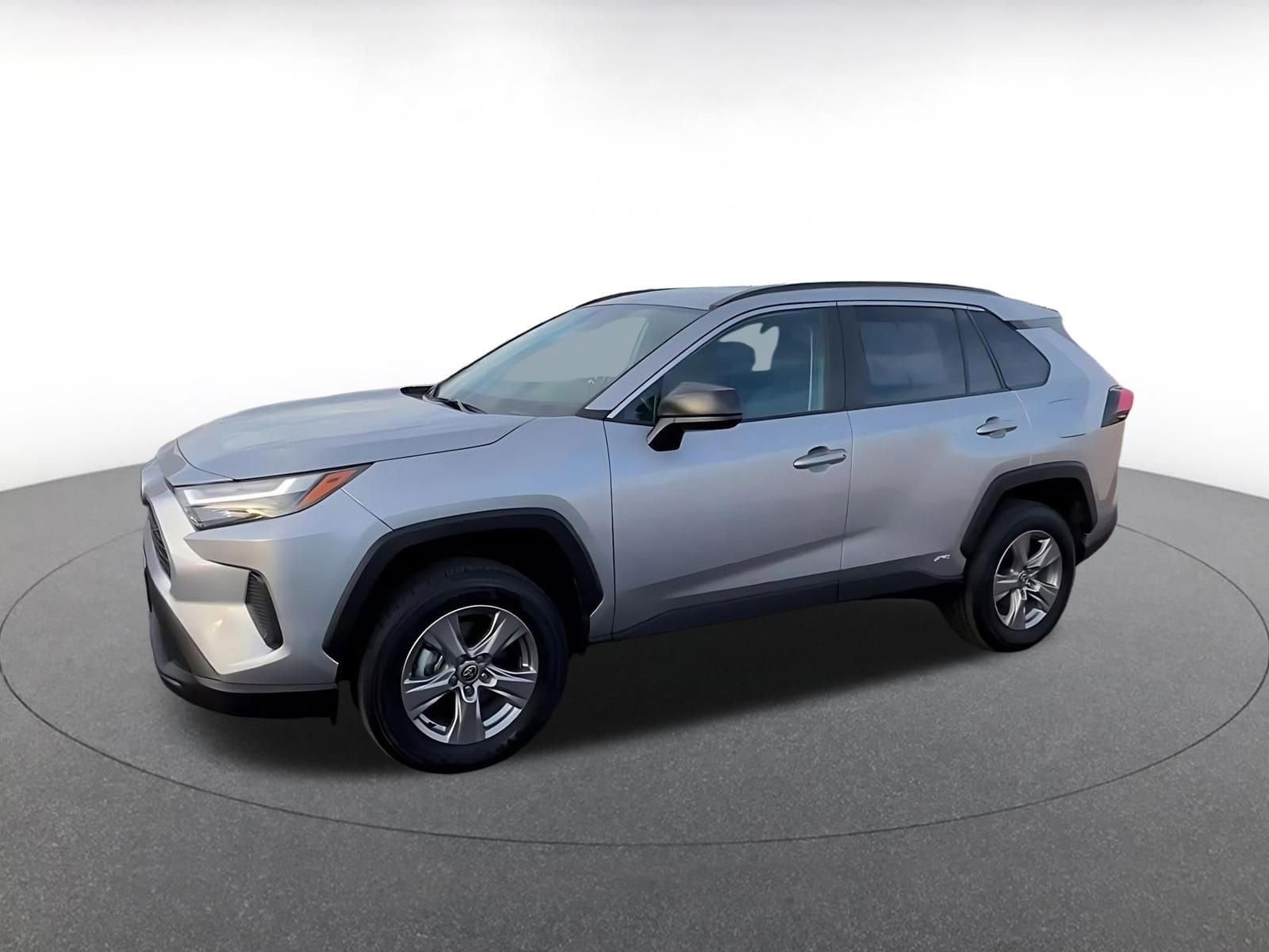 Thumbnail: 2025 Toyota RAV4 - 8