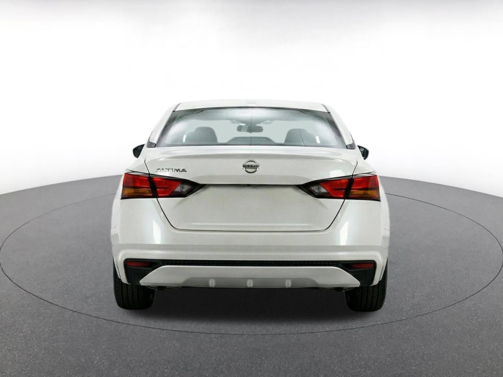 Thumbnail: 2025 Nissan Altima - 8