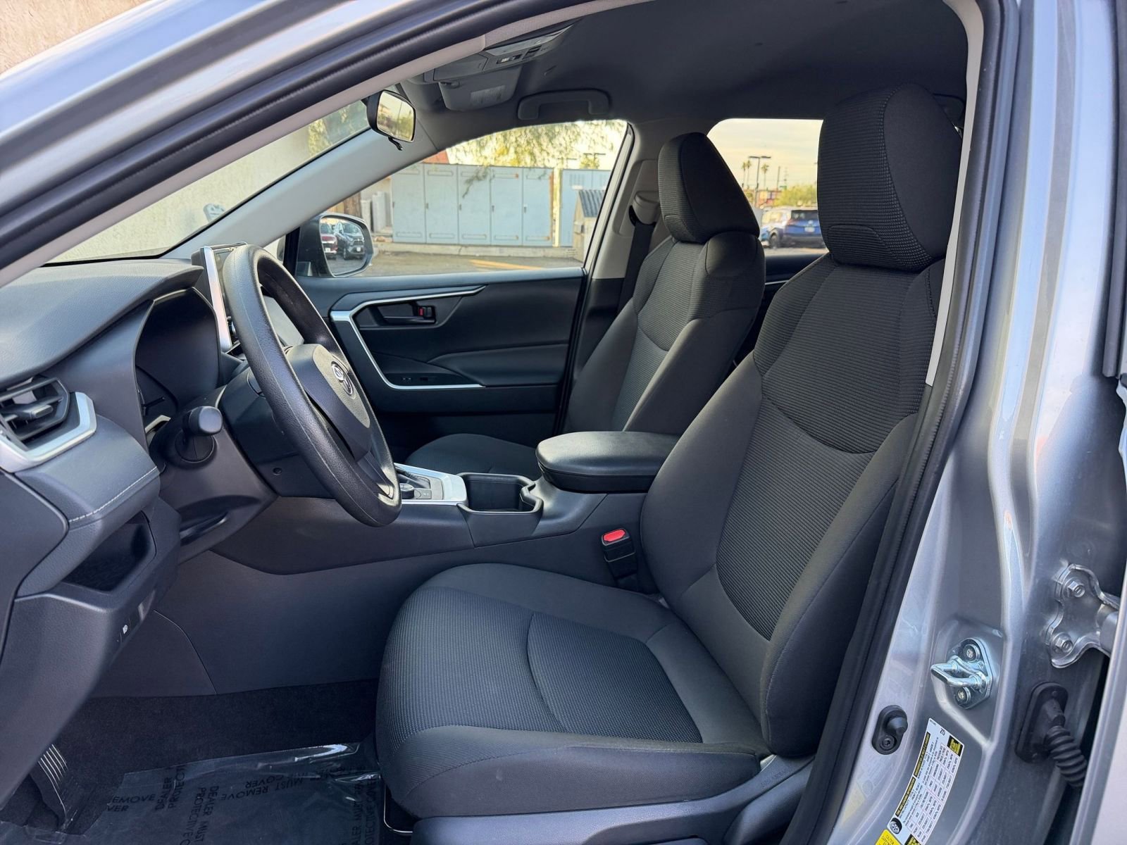 Thumbnail: 2025 Toyota RAV4 - 35