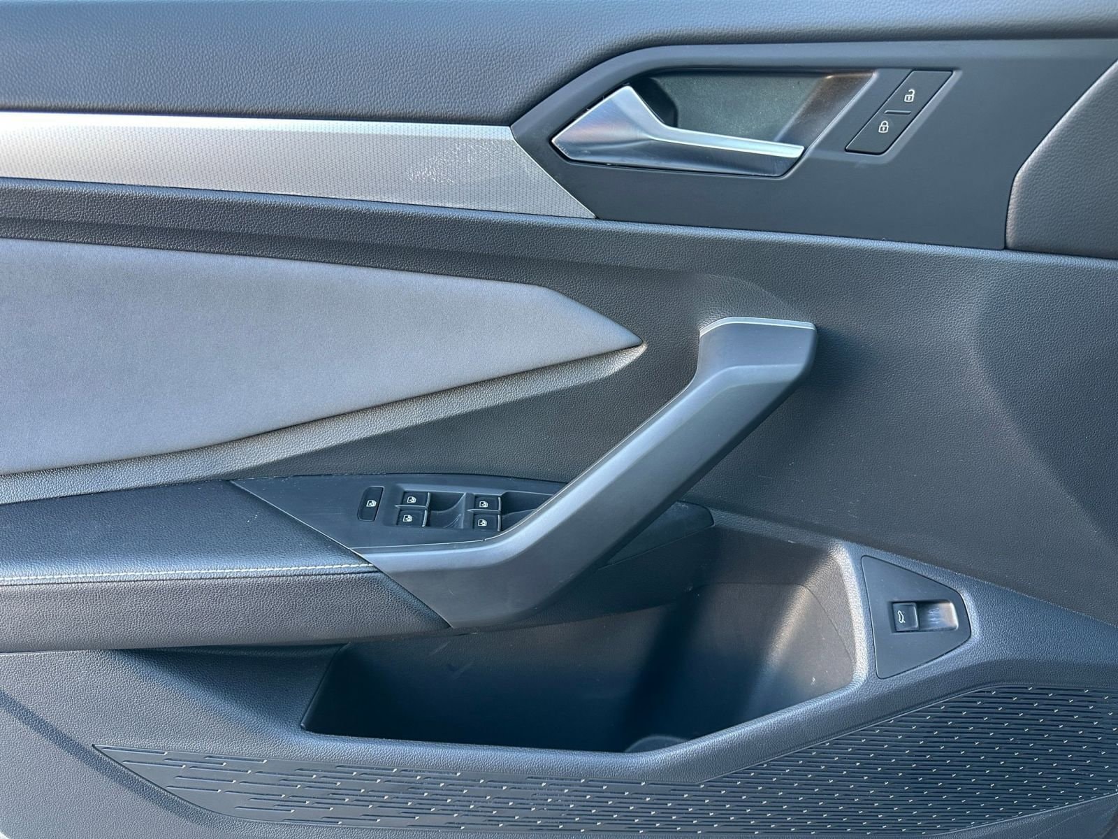 Thumbnail: 2025 Volkswagen Jetta - 20